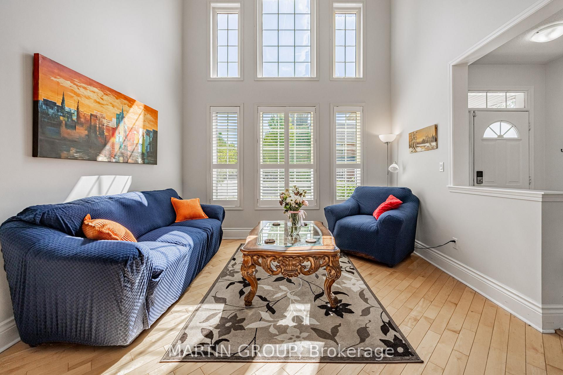 5637 Roseville Court, Burlington