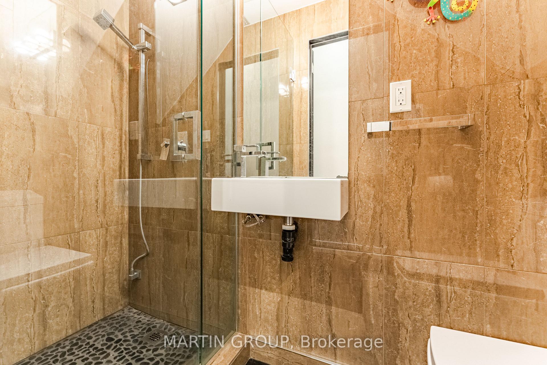 1250 Marlborough Court 35