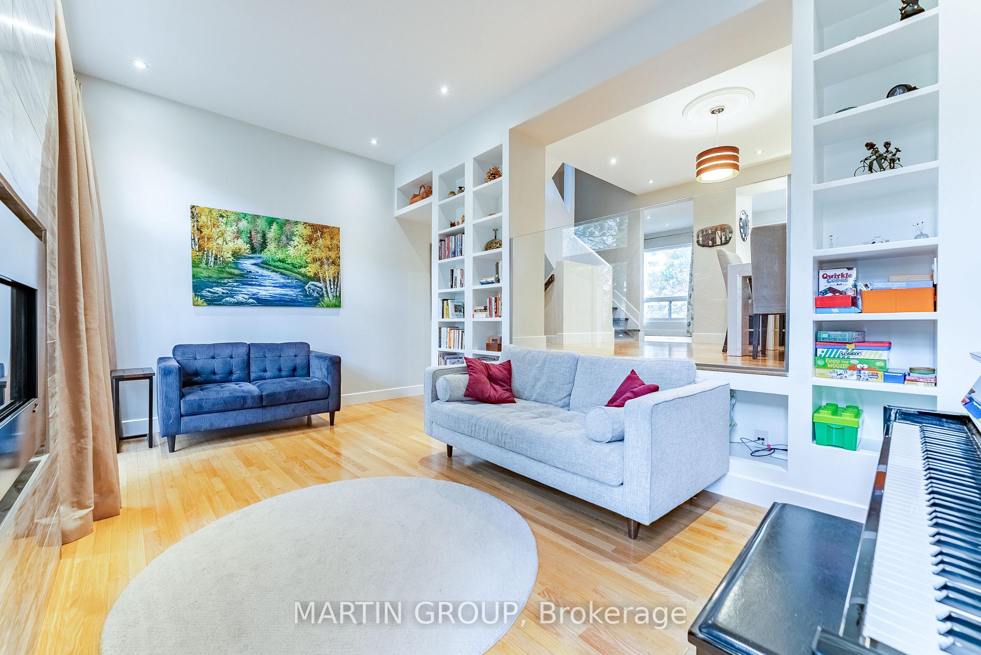 1250 Marlborough Court 35