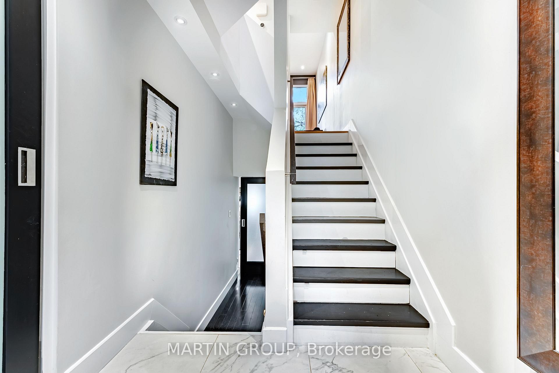 1250 Marlborough Court 35