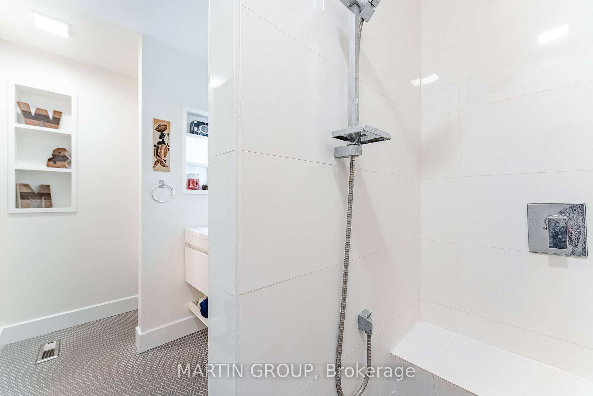 1250 Marlborough Court 35