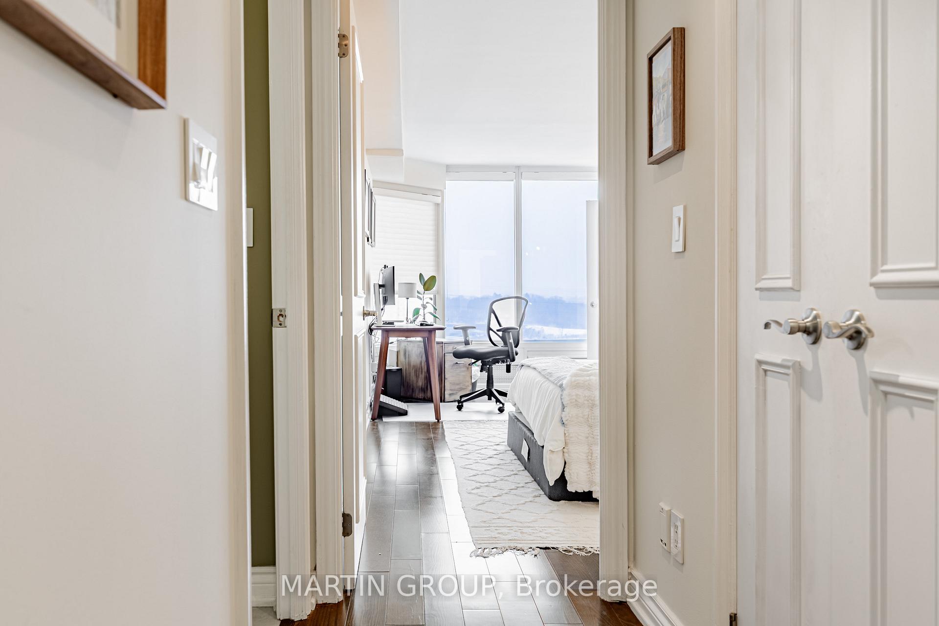 1 Palace Pier Court 1112