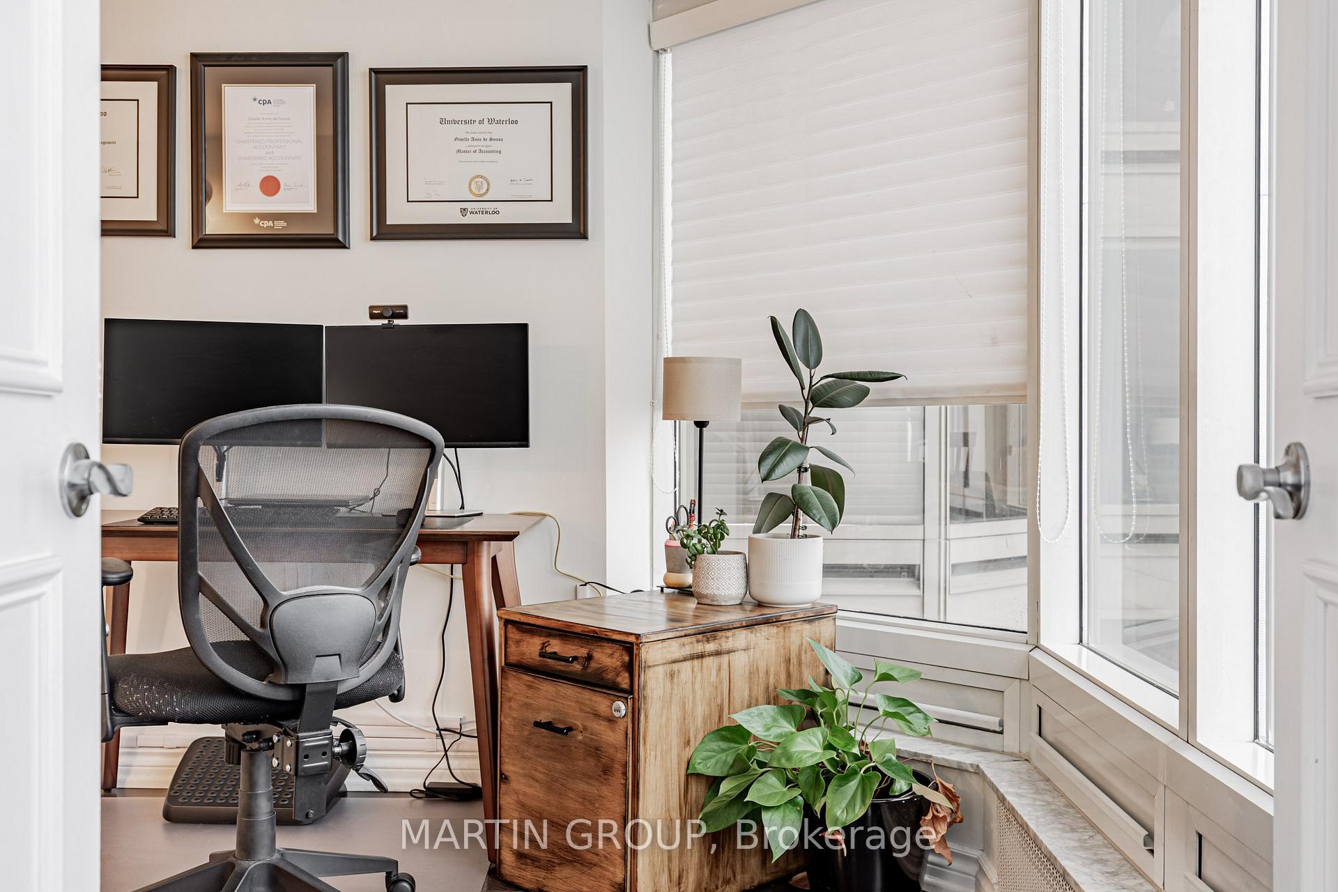 1 Palace Pier Court 1112