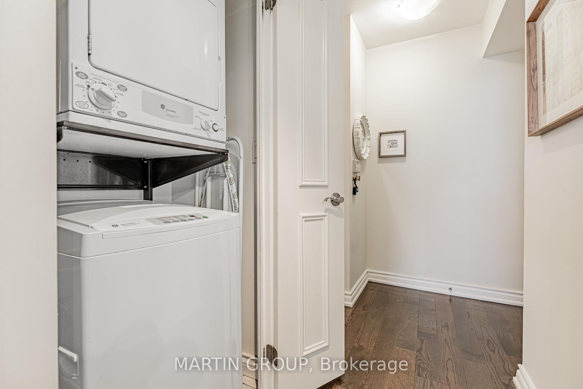 1 Palace Pier Court 1112