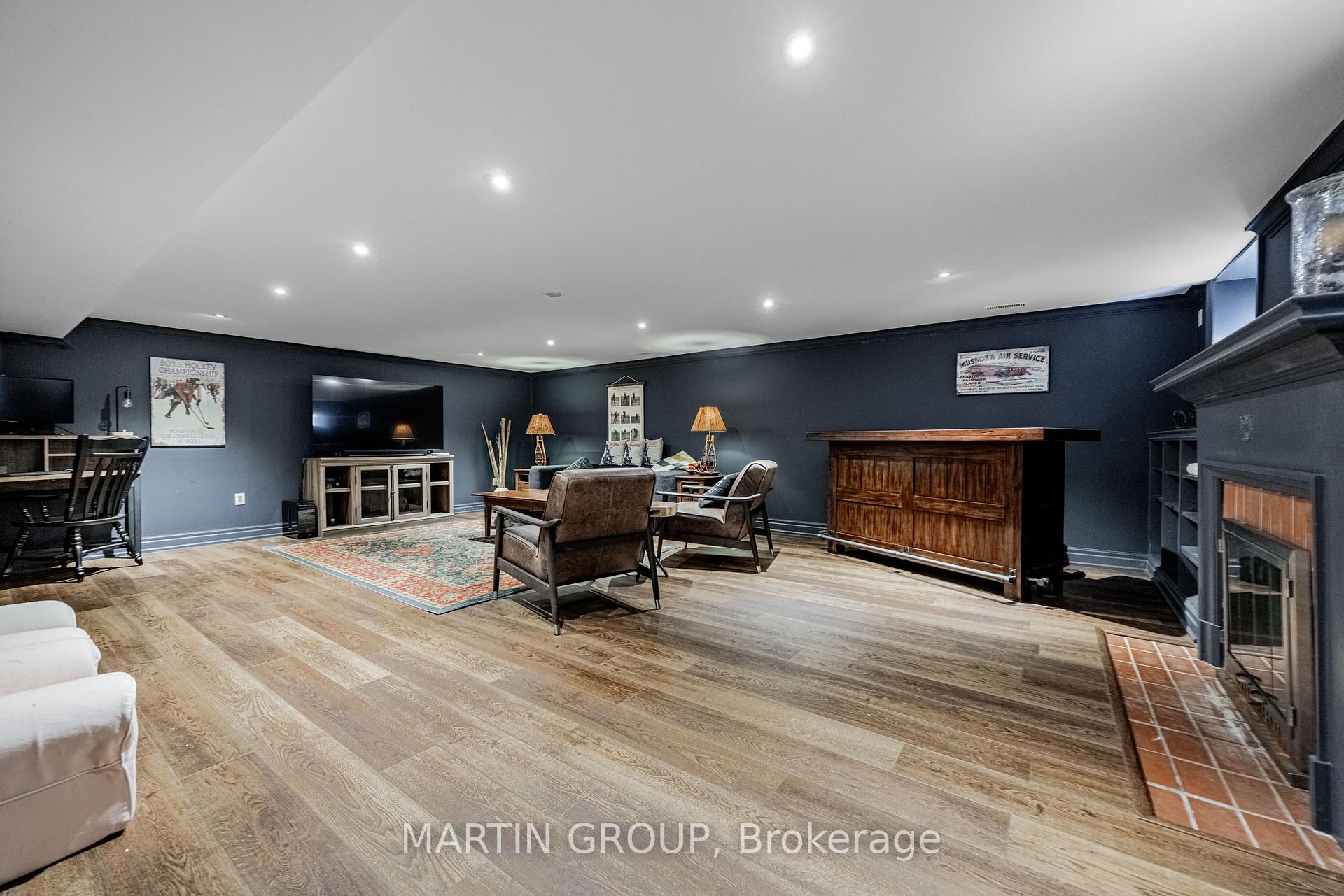 297 Watson Avenue, Oakville, ON L6J 3V3