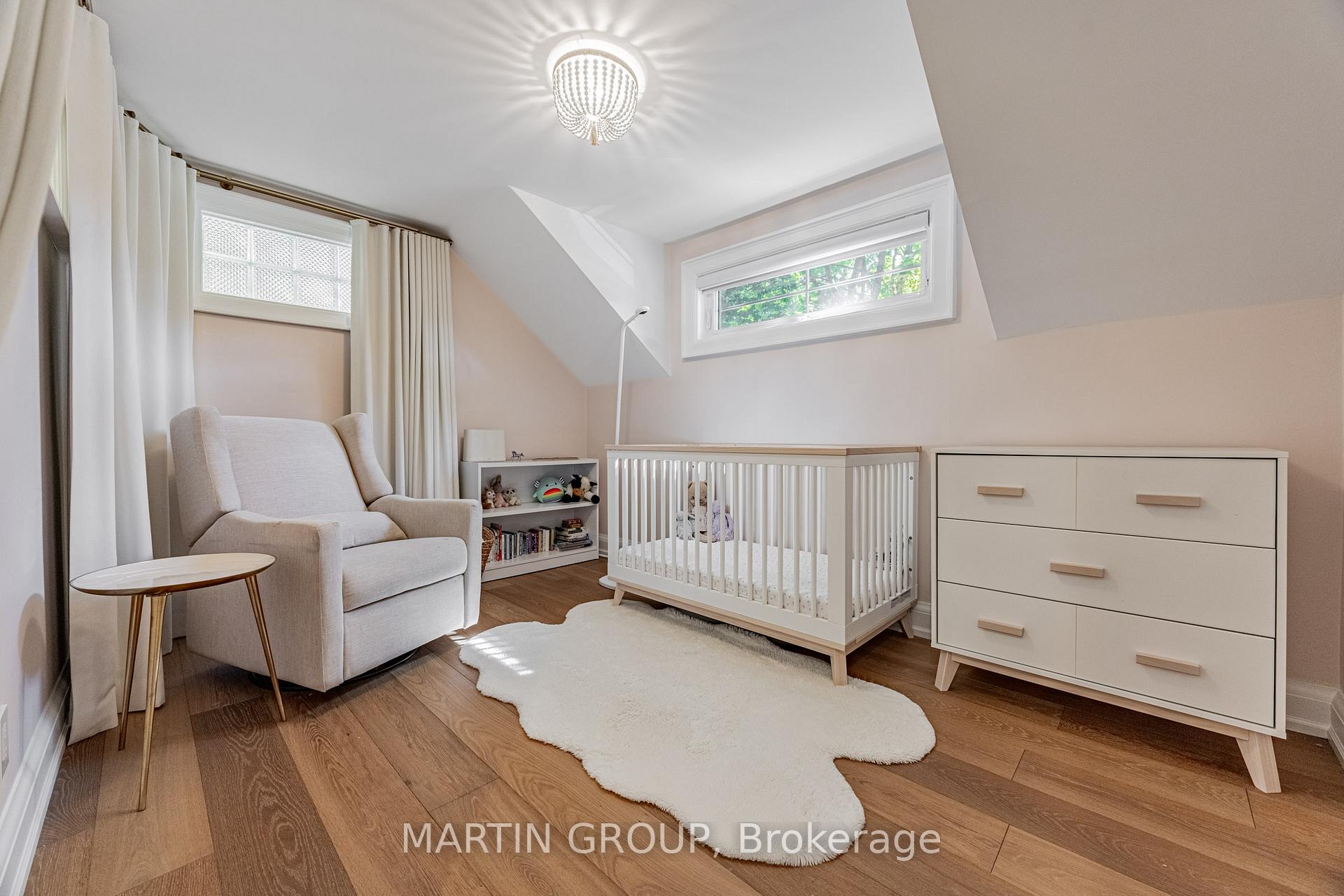 297 Watson Avenue, Oakville, ON L6J 3V3