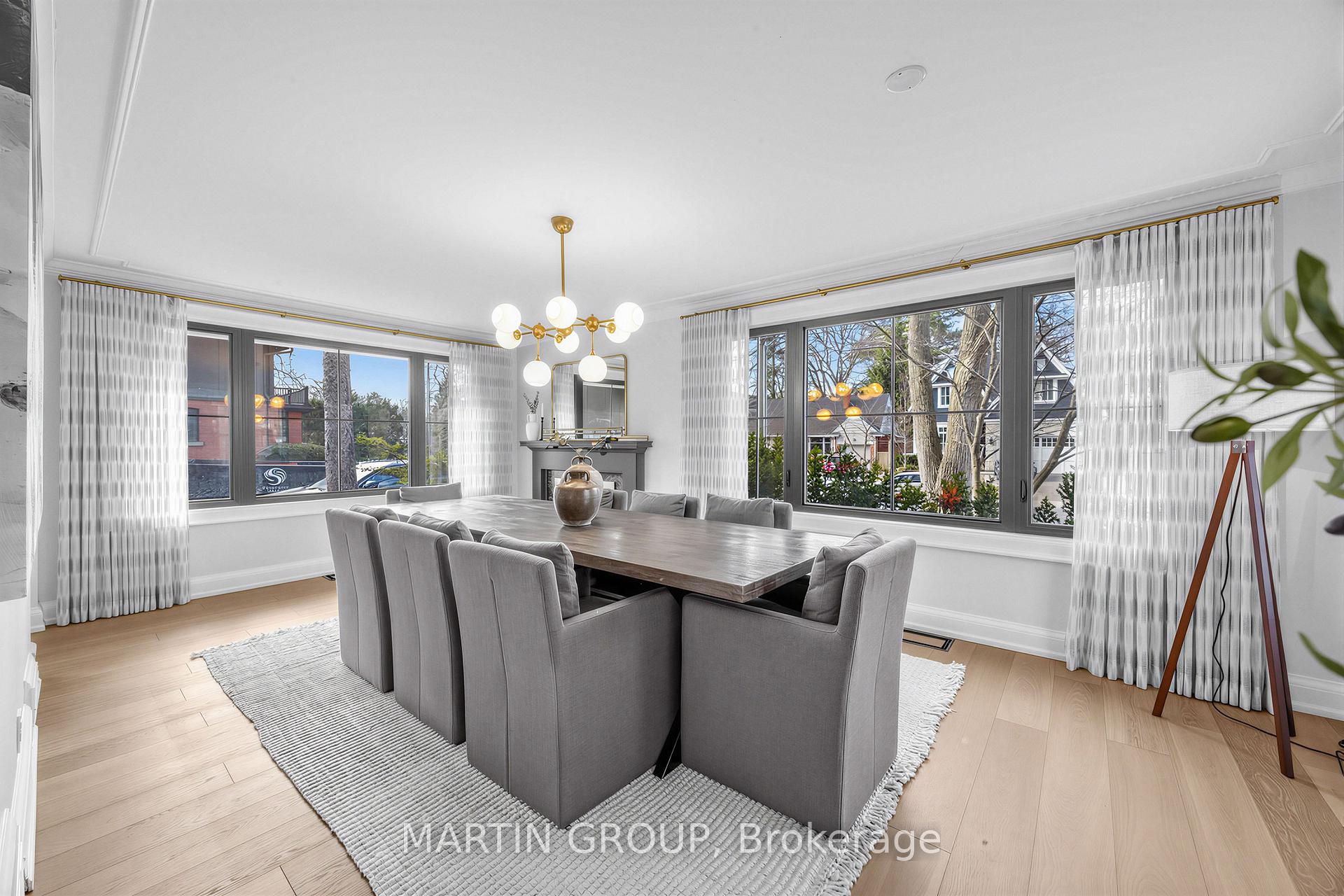 297 Watson Avenue, Oakville, ON L6J 3V3