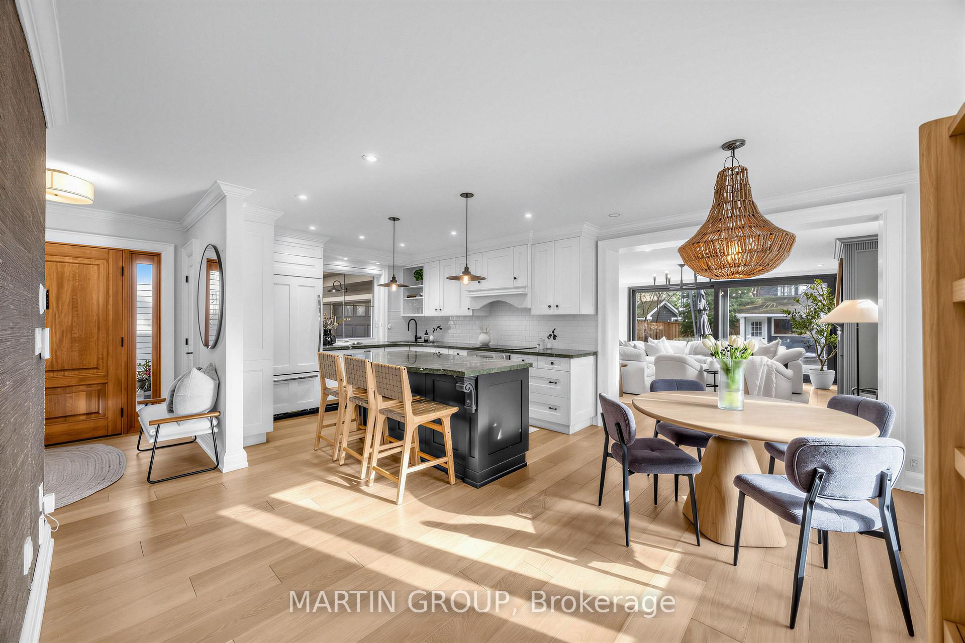 297 Watson Avenue, Oakville, ON L6J 3V3