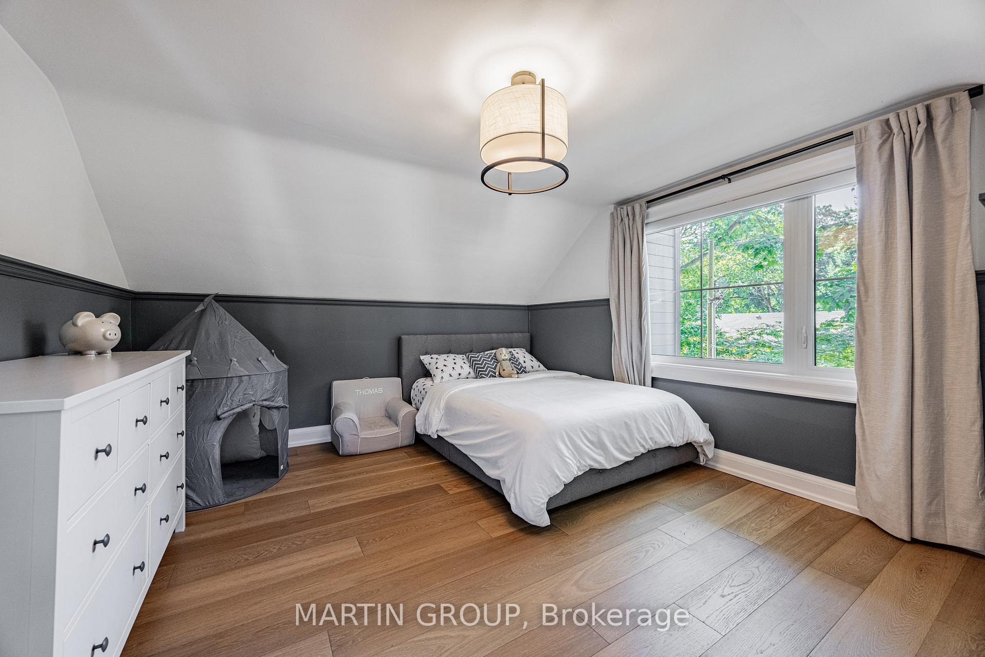 297 Watson Avenue, Oakville, ON L6J 3V3