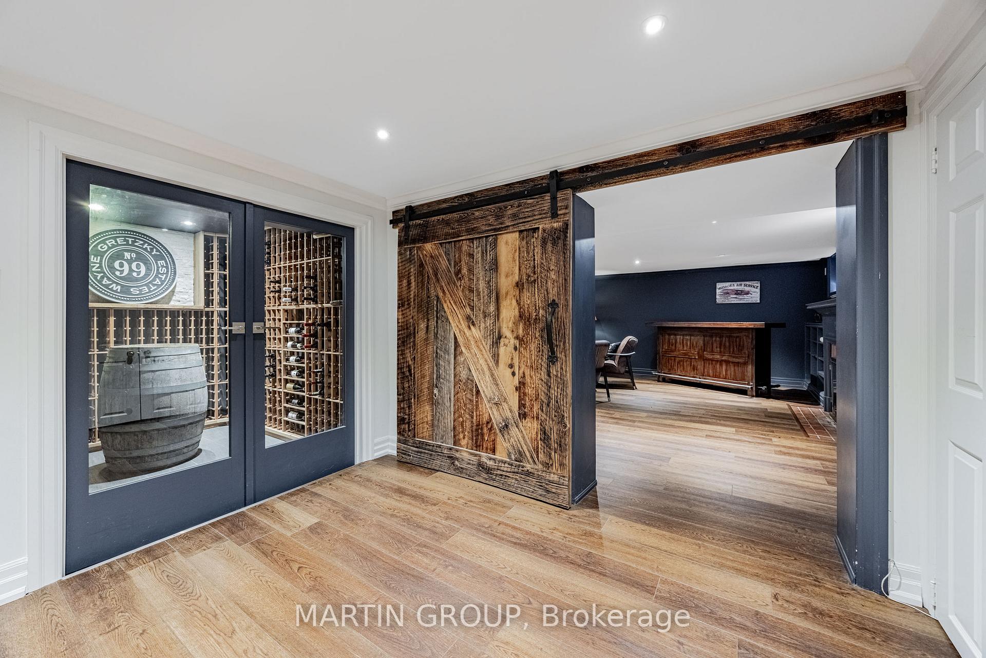 297 Watson Avenue, Oakville, ON L6J 3V3