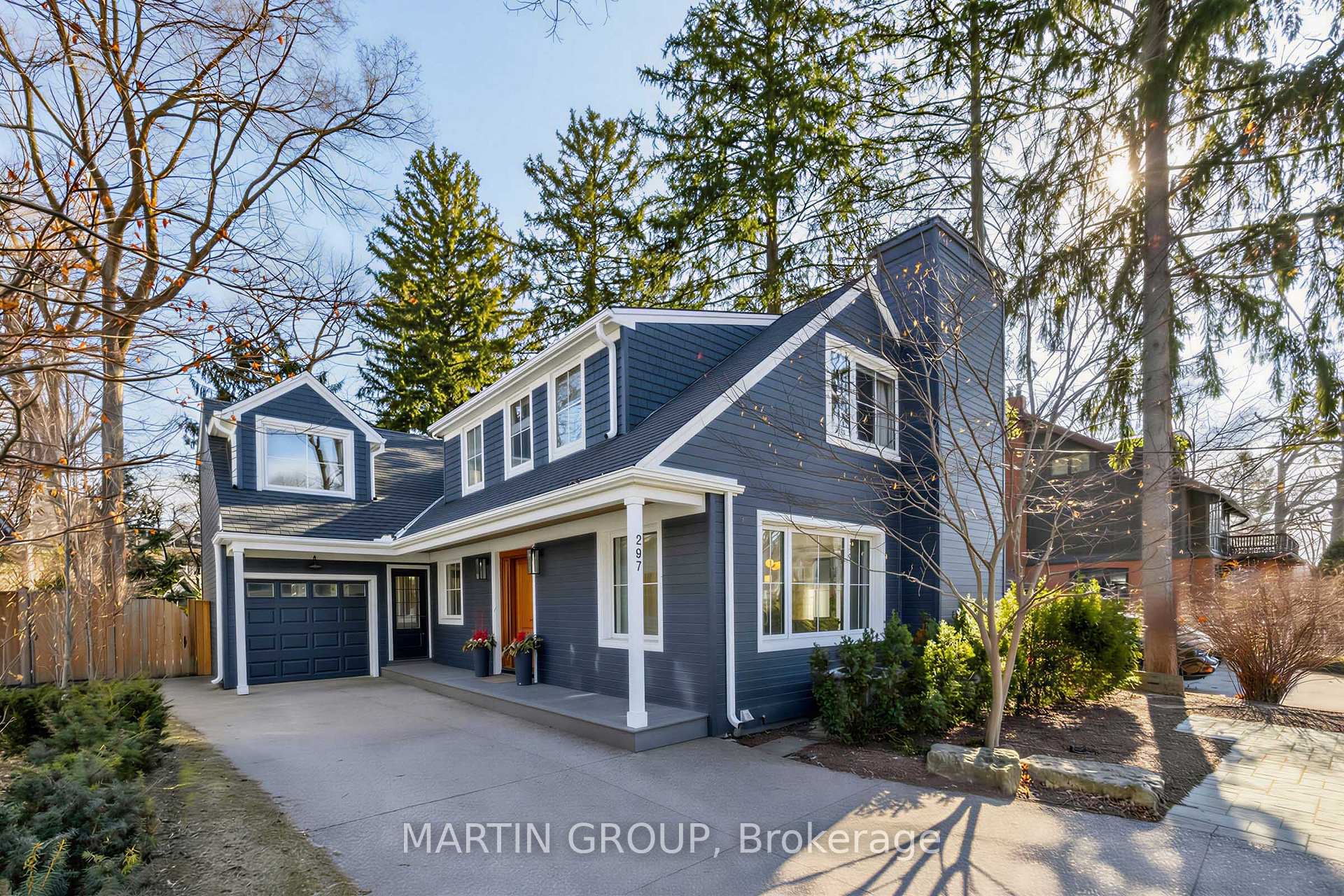 297 Watson Avenue, Oakville, ON L6J 3V3