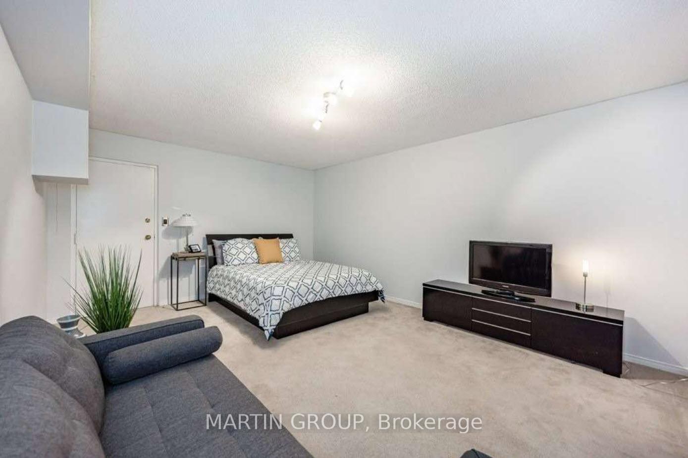 895 Maple Avenue 514