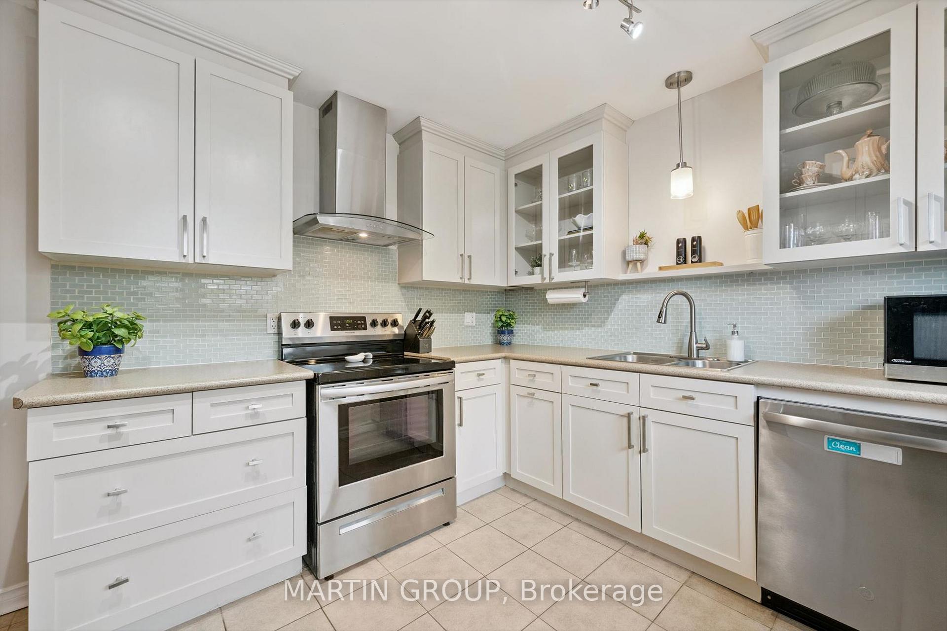 1270 Gainsborough Drive 2