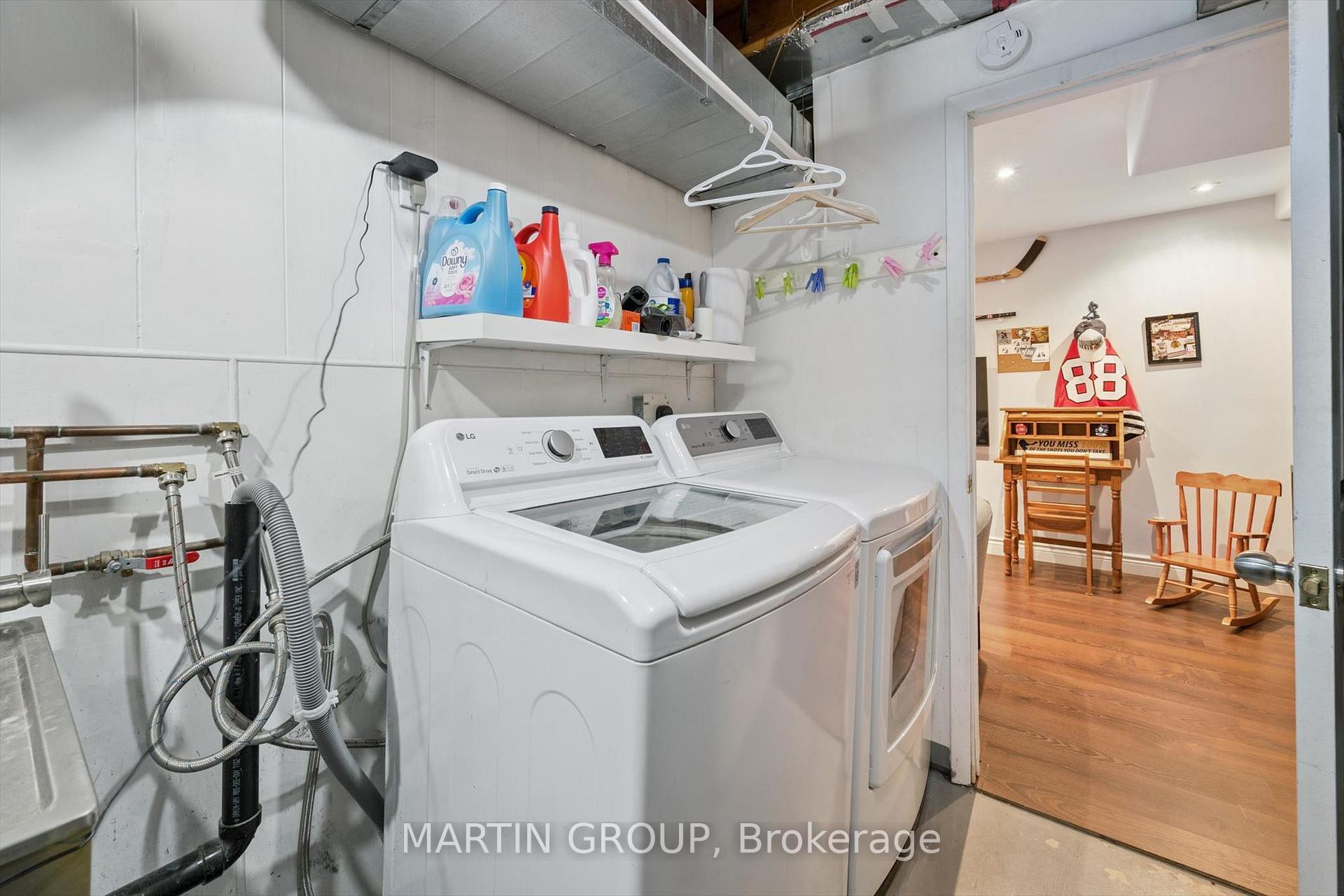 1270 Gainsborough Drive 2