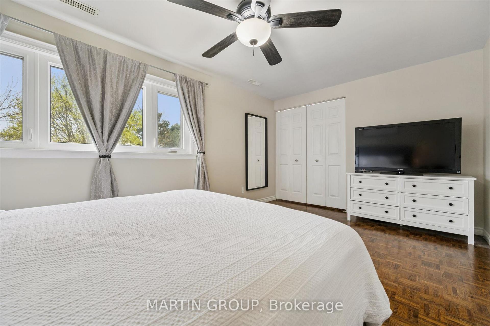 1270 Gainsborough Drive 2
