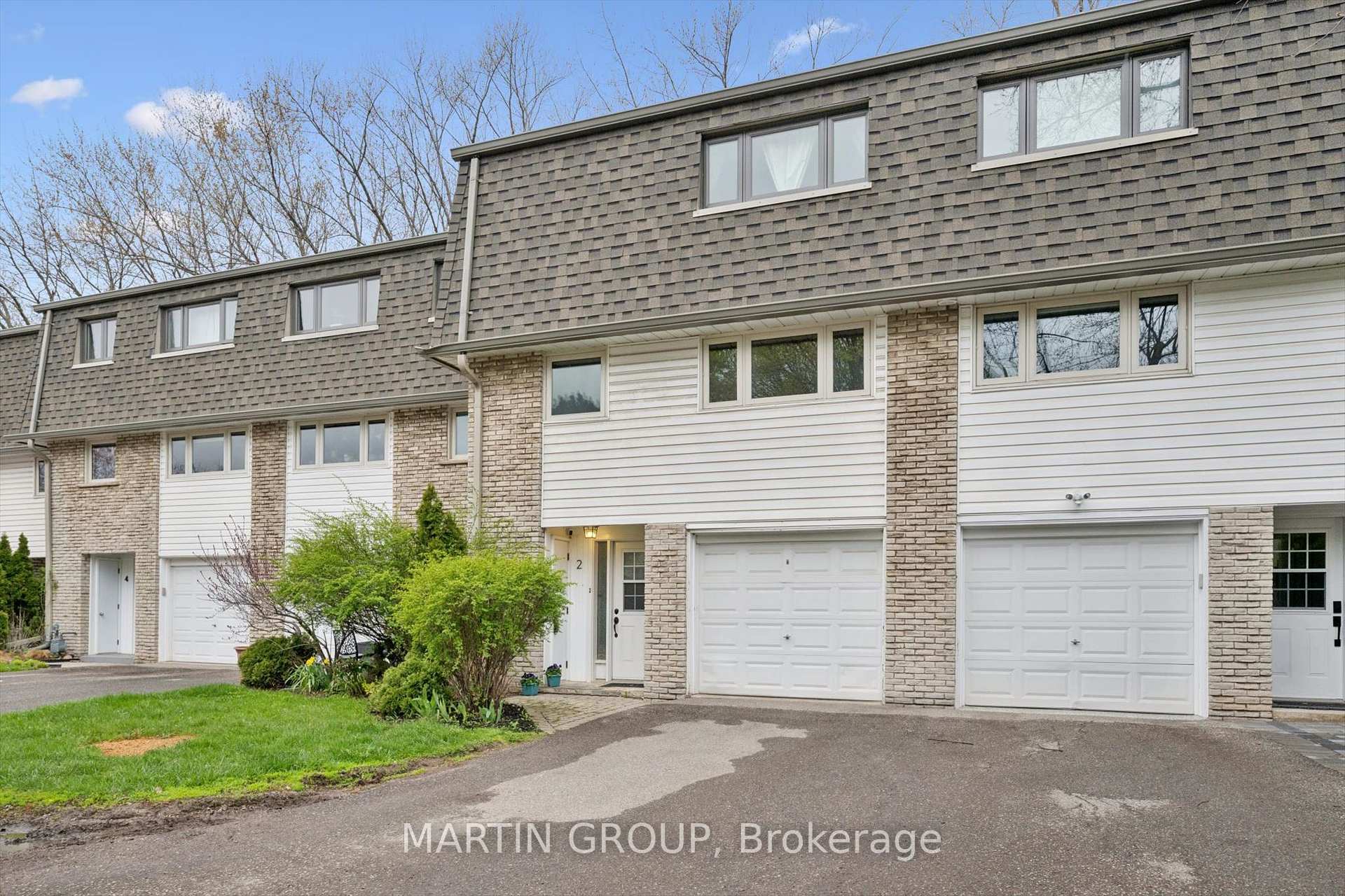 1270 Gainsborough Drive 2