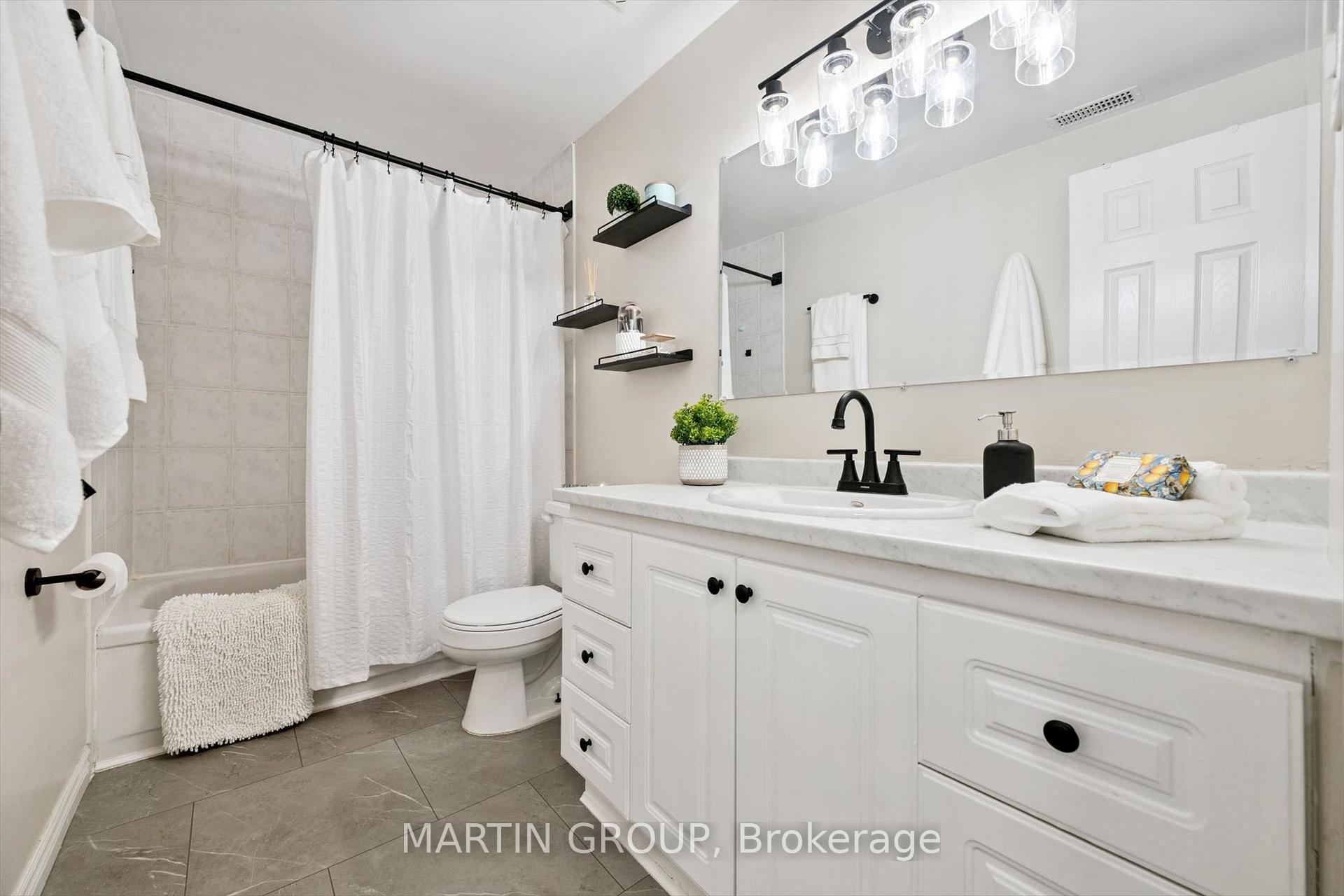1270 Gainsborough Drive 2