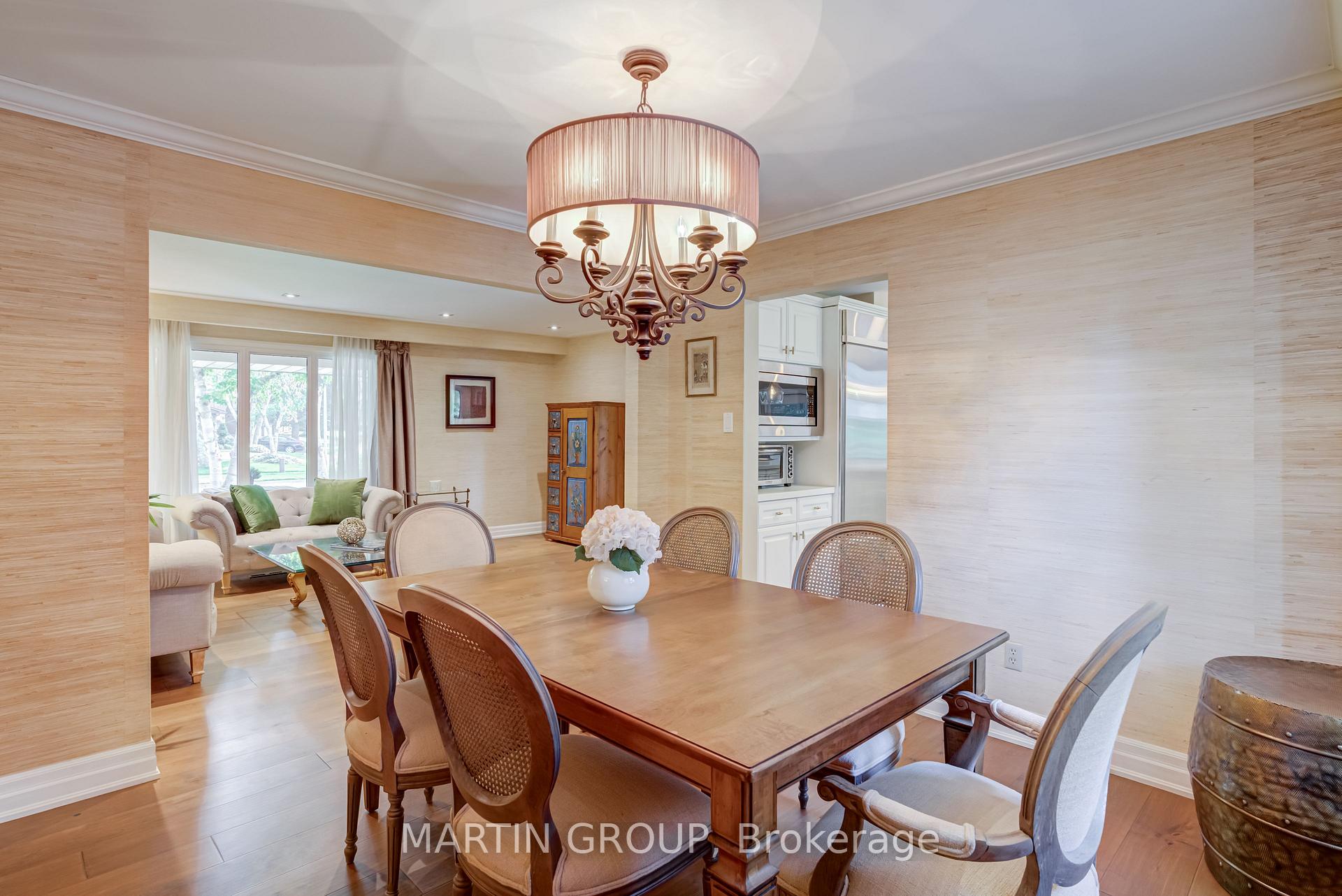 253 McCraney Street W