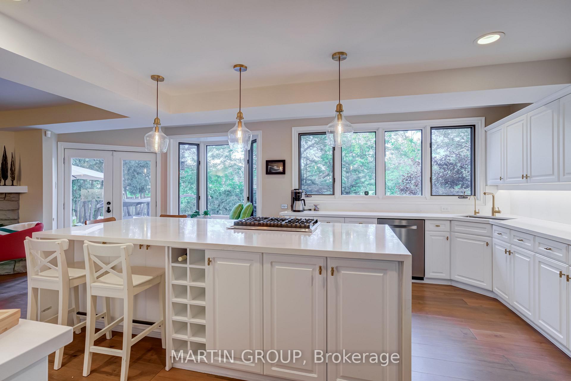 253 McCraney Street W