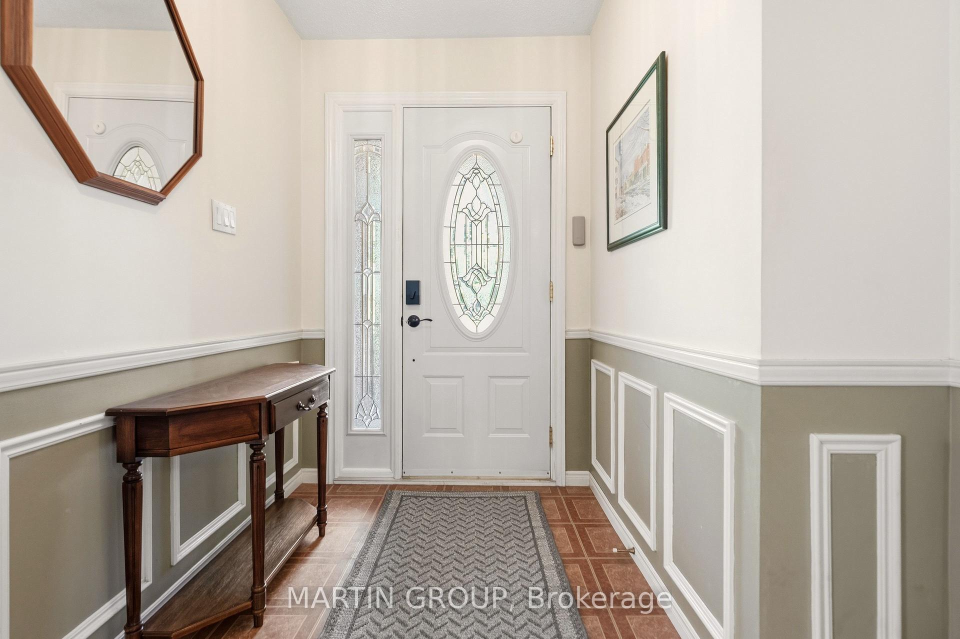 1456 Harmsworth Square