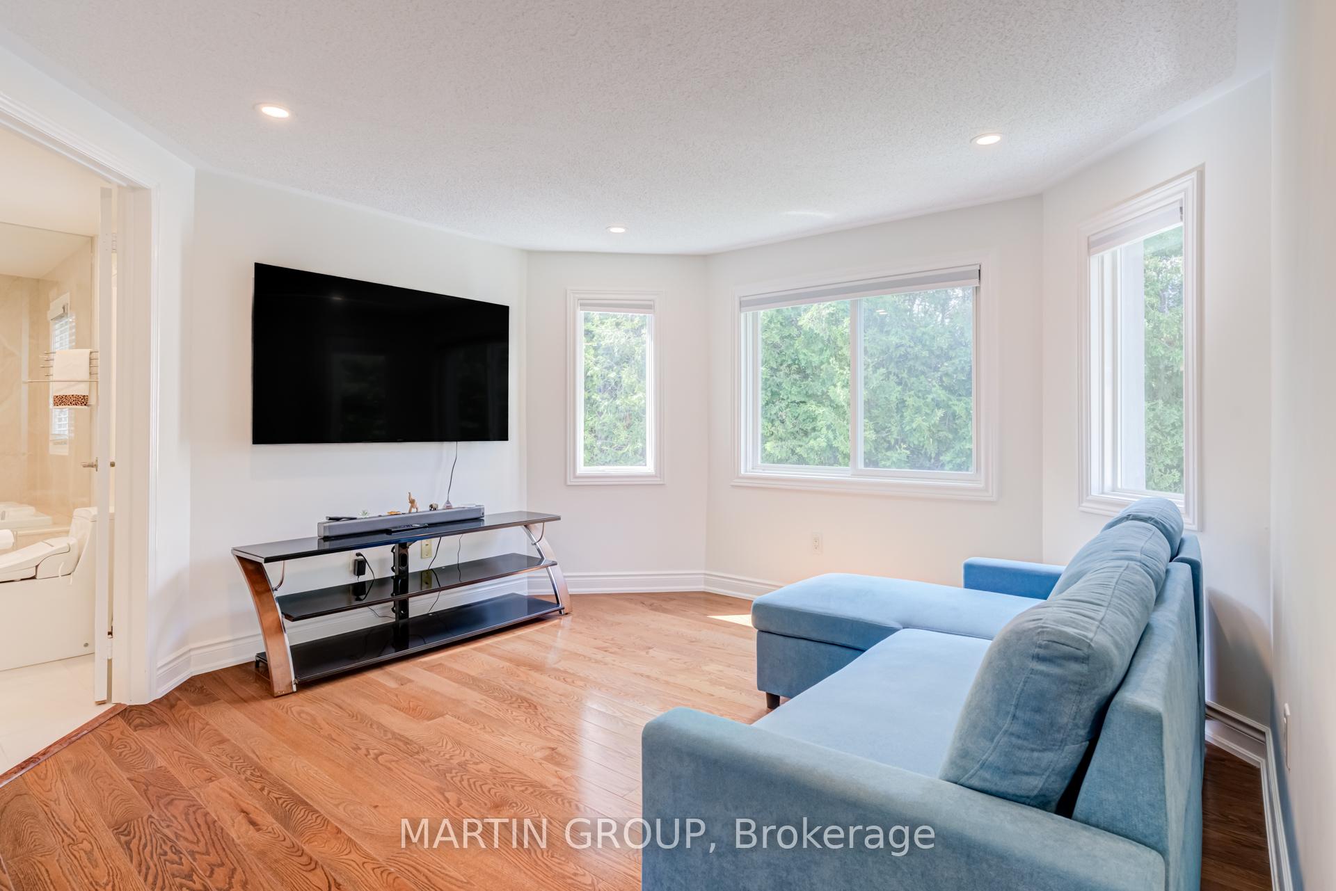 1359 Saddler Circle