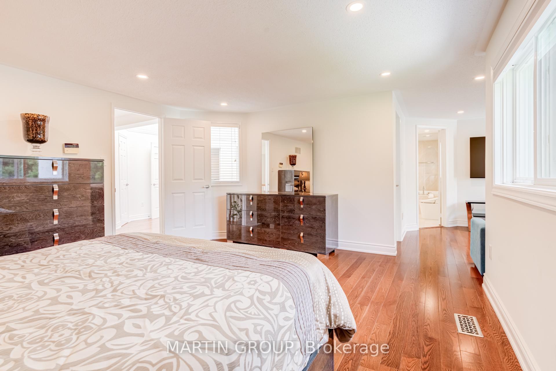 1359 Saddler Circle