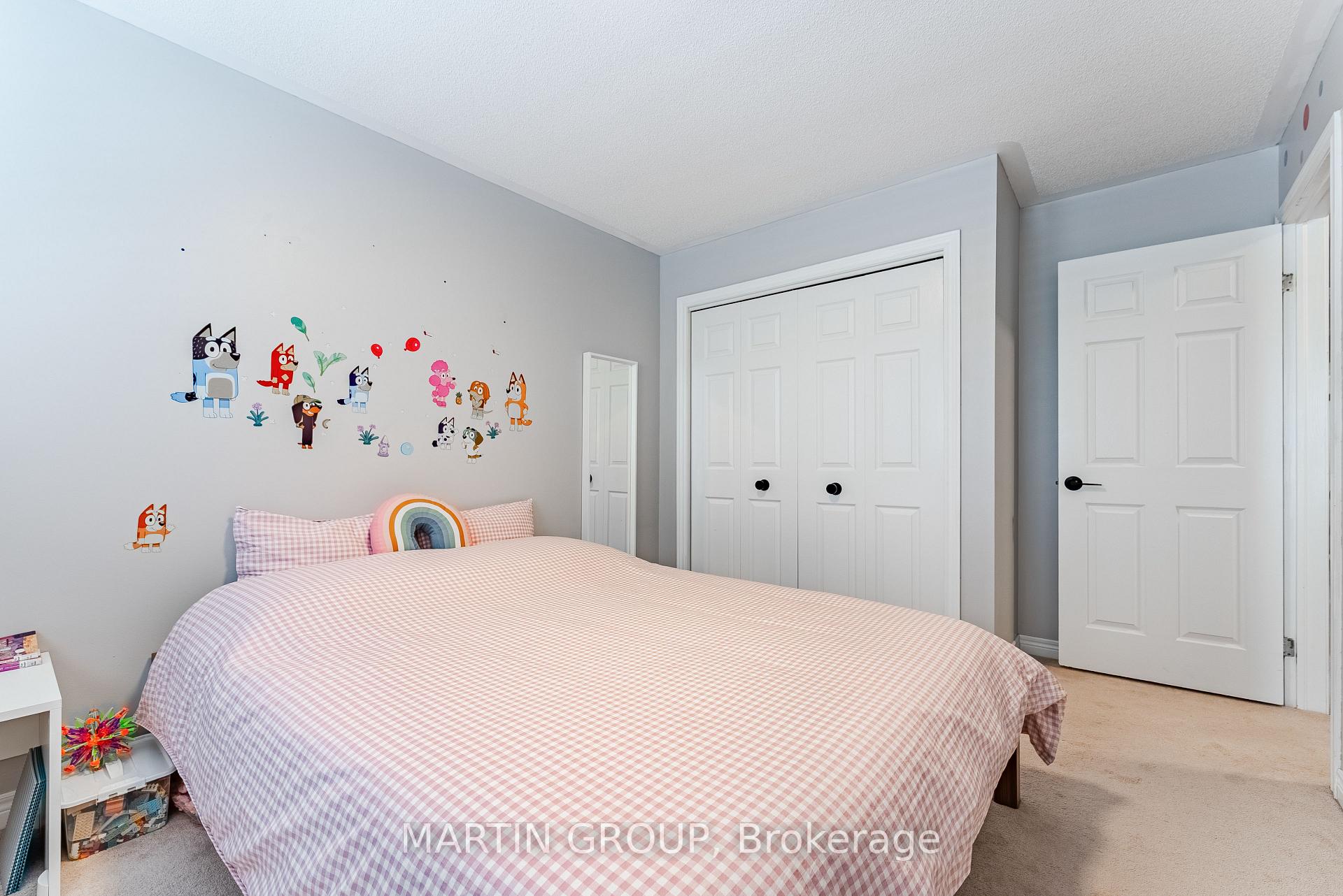 2425 Grand Oak Trail