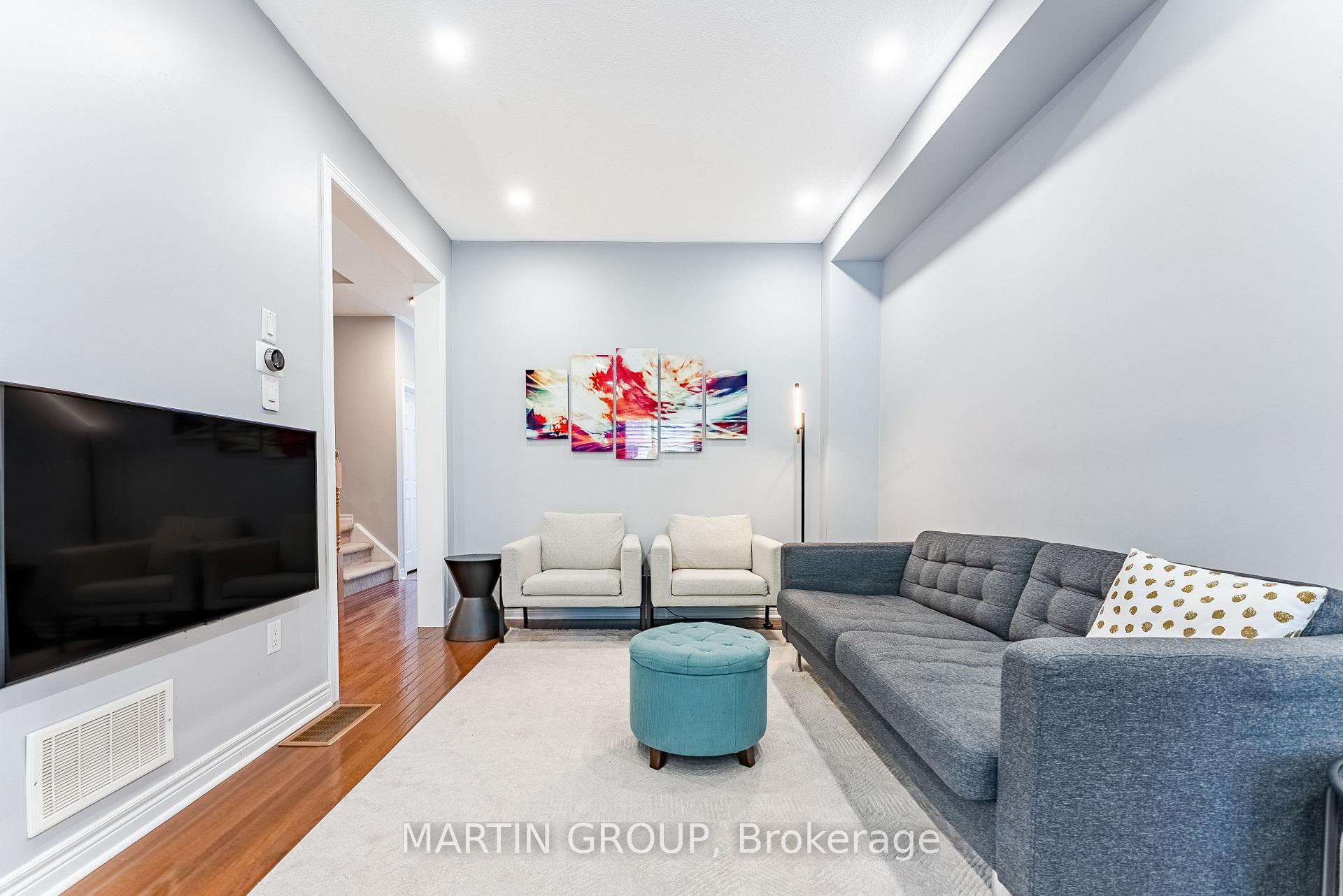 2425 Grand Oak Trail