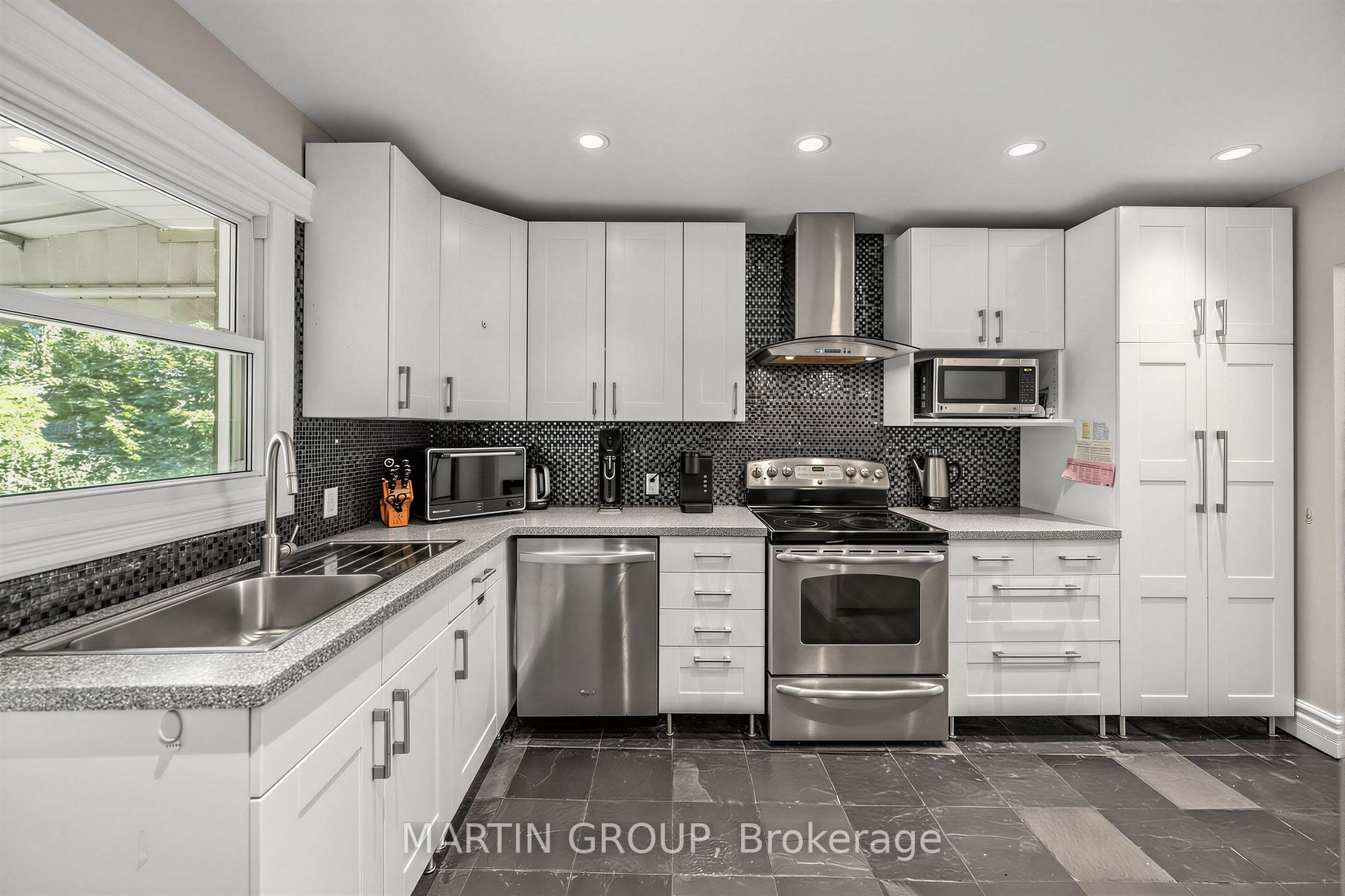 88 Rabbit Lane, Toronto
