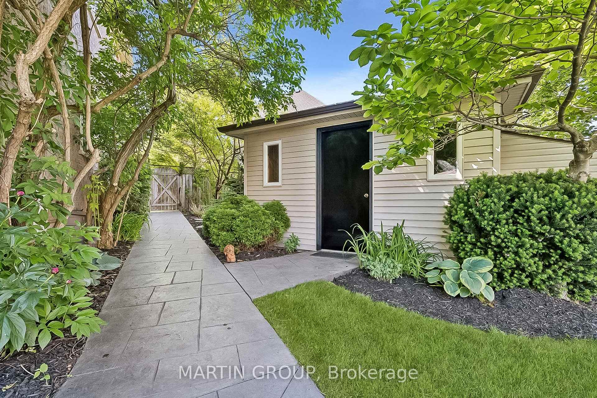 2283 Briargrove Circle