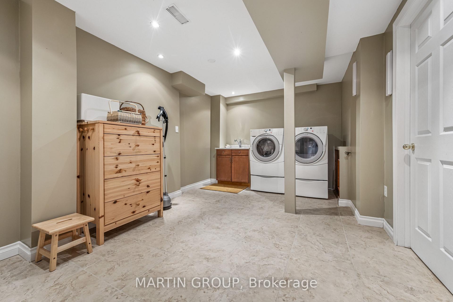 2283 Briargrove Circle