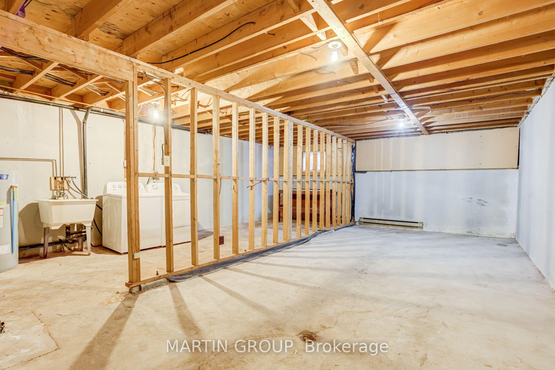 5076 New Street 23