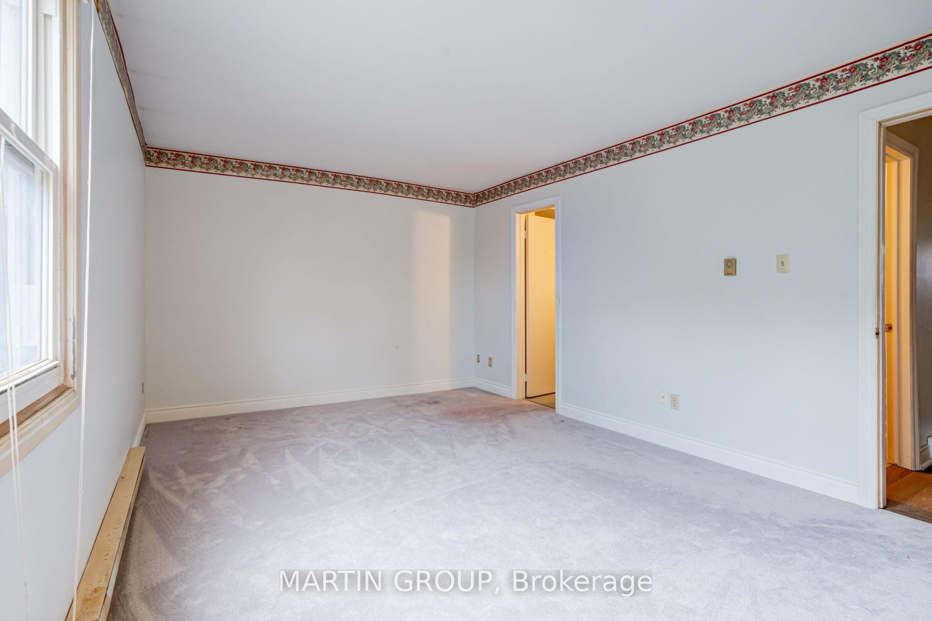 5076 New Street 23