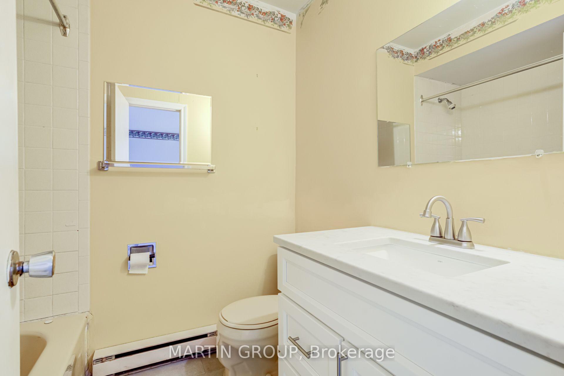 5076 New Street 23