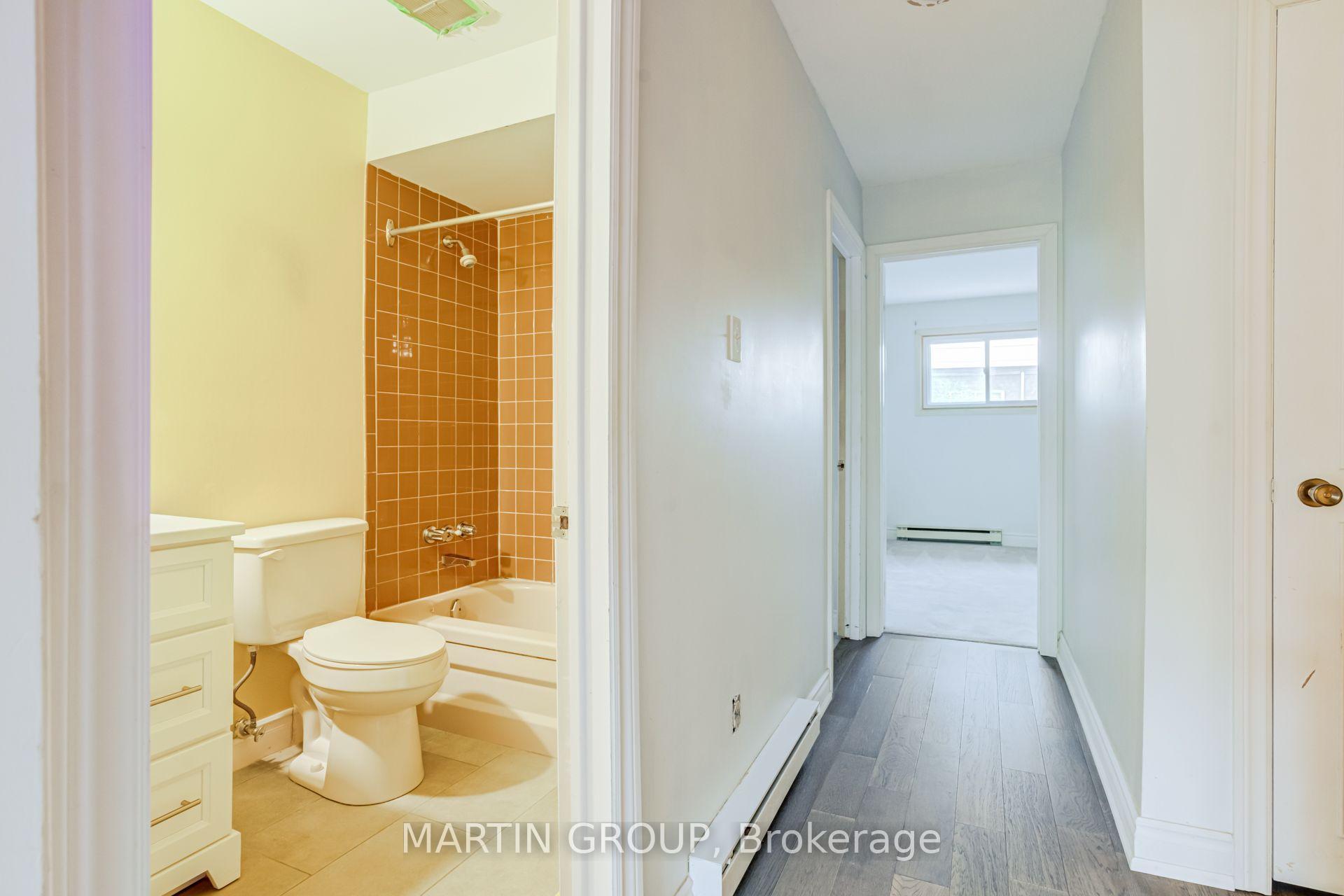 5076 New Street 23