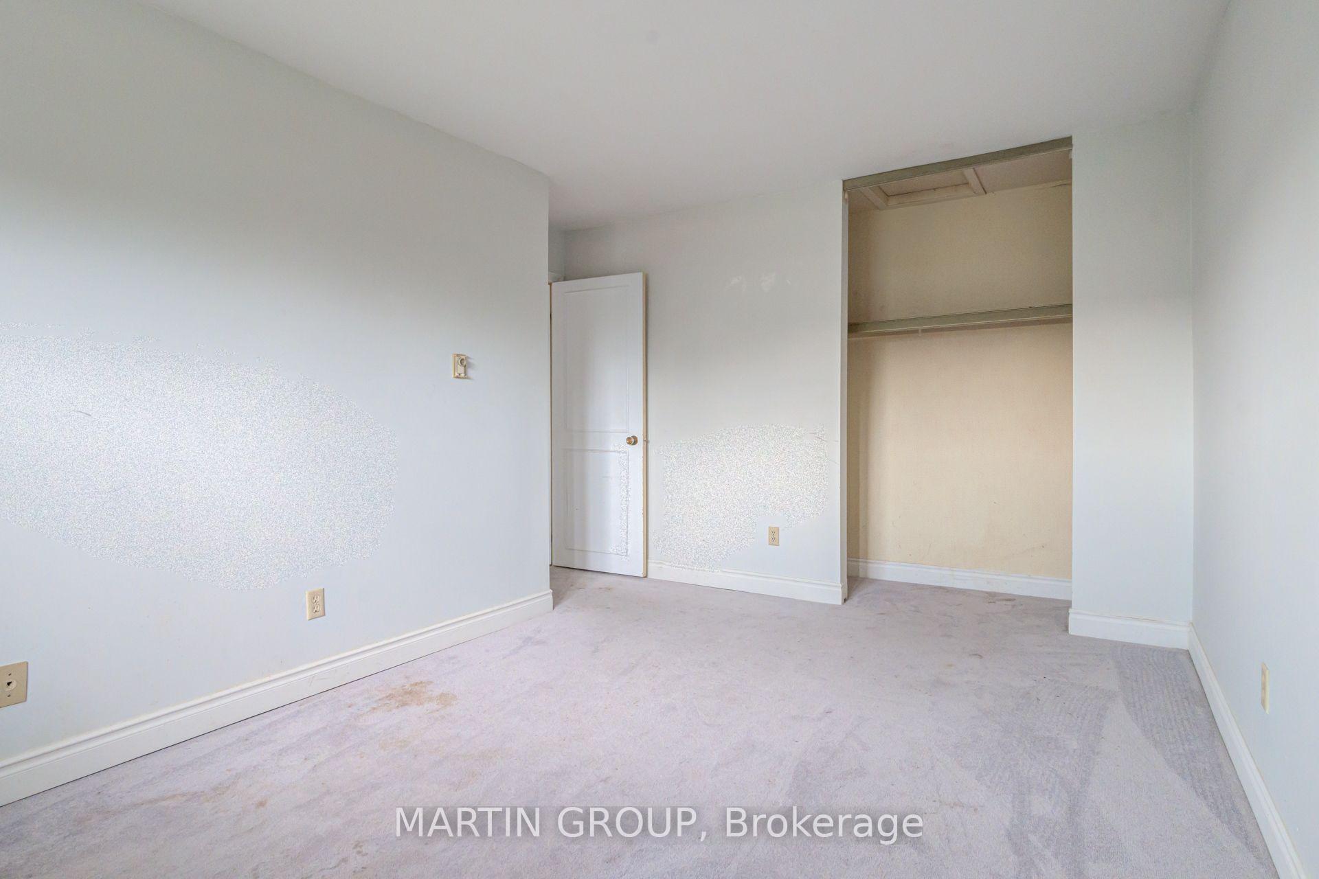 5076 New Street 23
