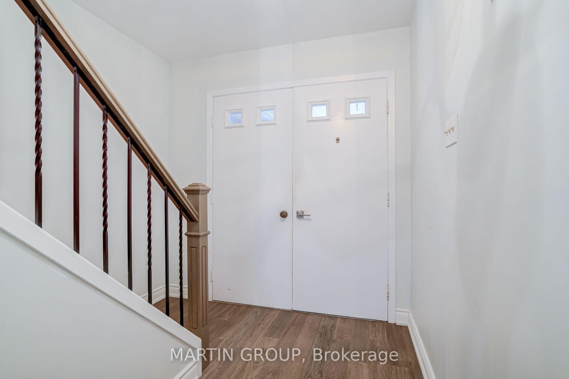 5076 New Street 23