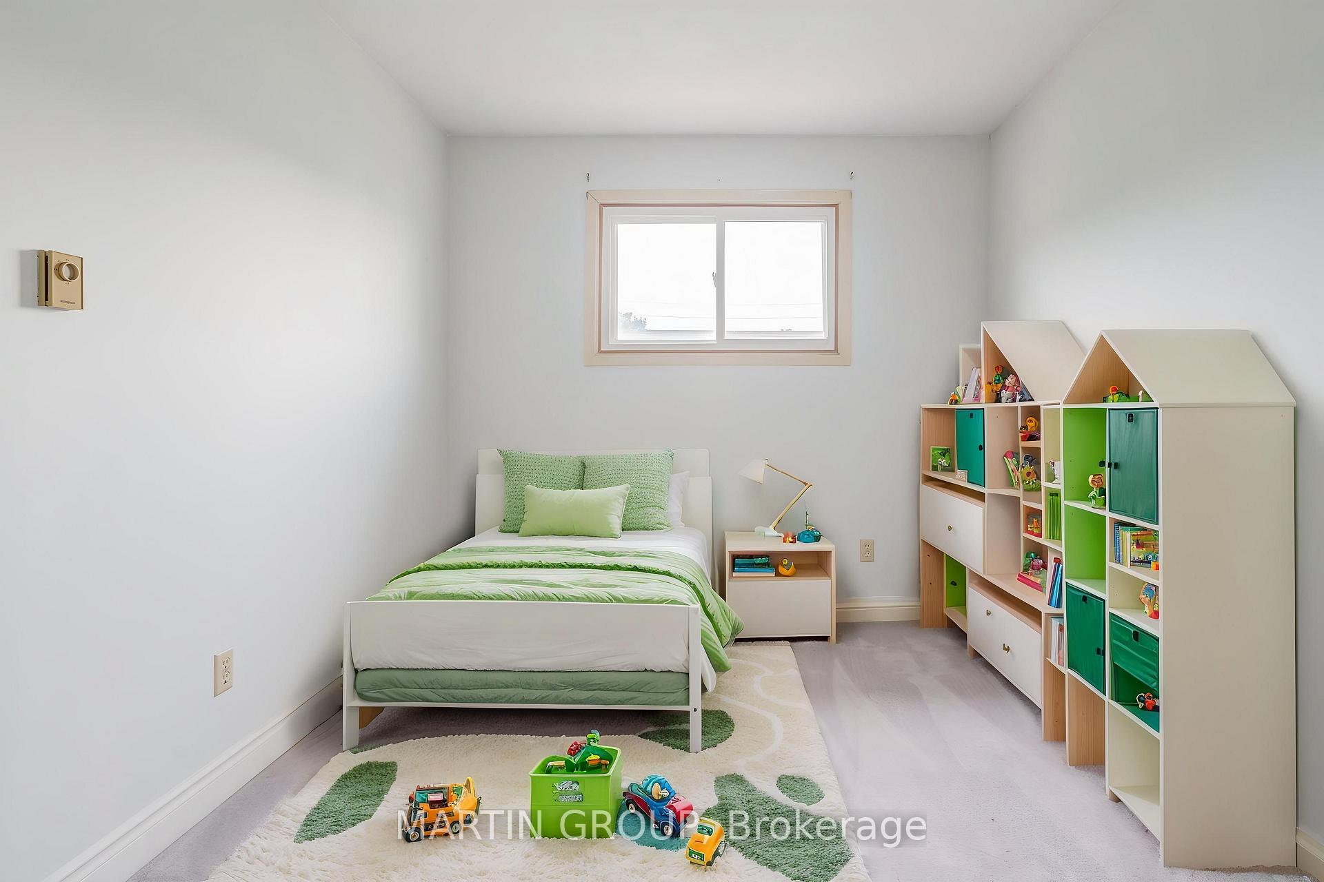 5076 New Street 23