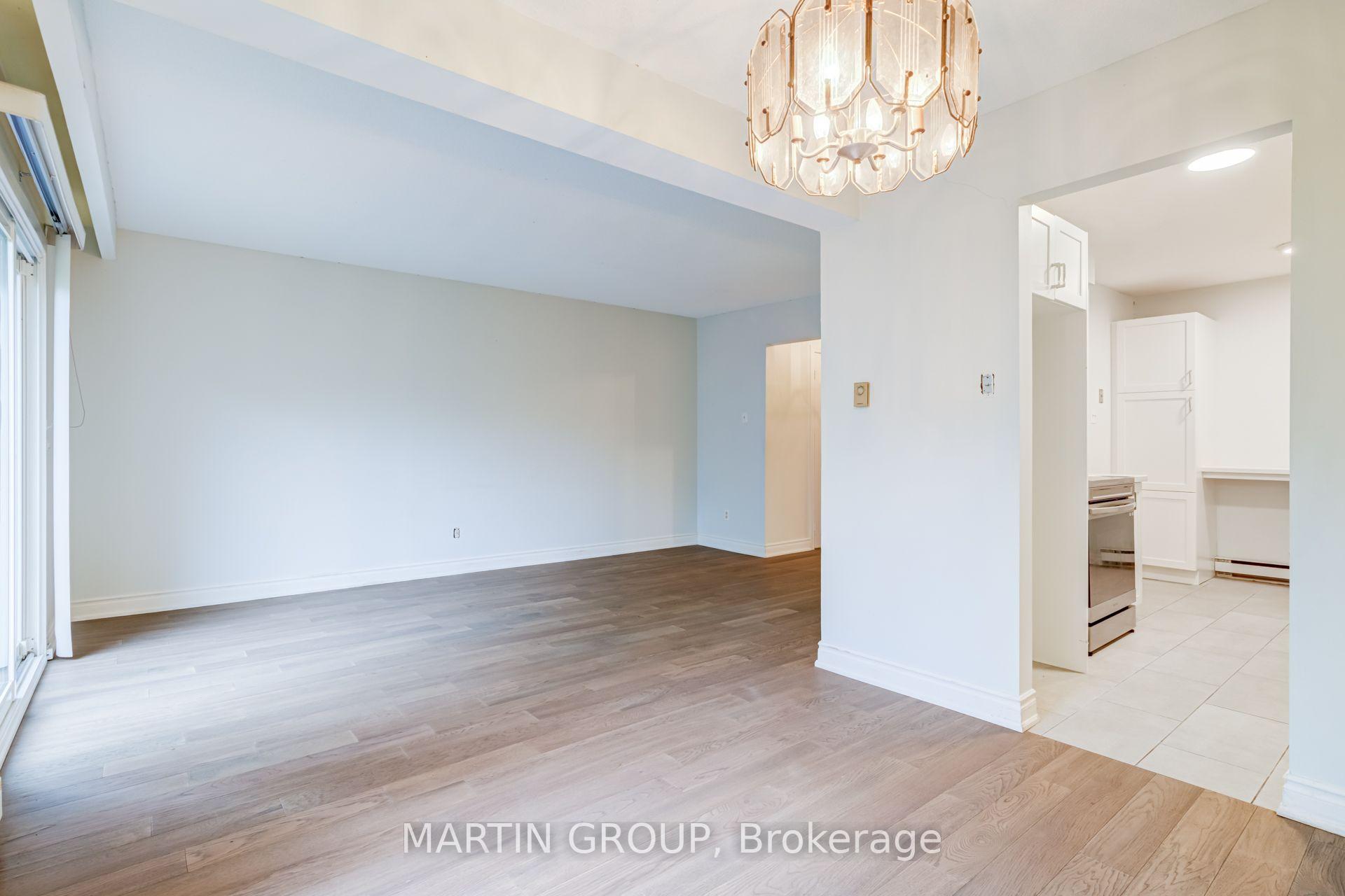 5076 New Street 23