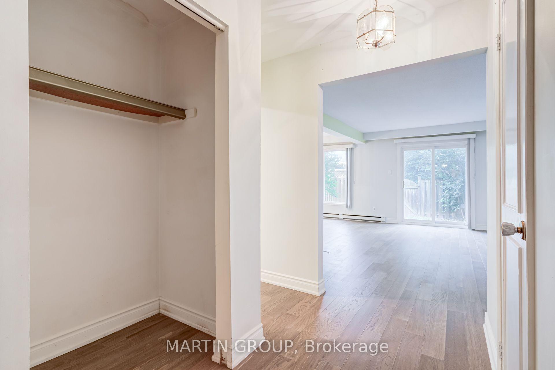 5076 New Street 23