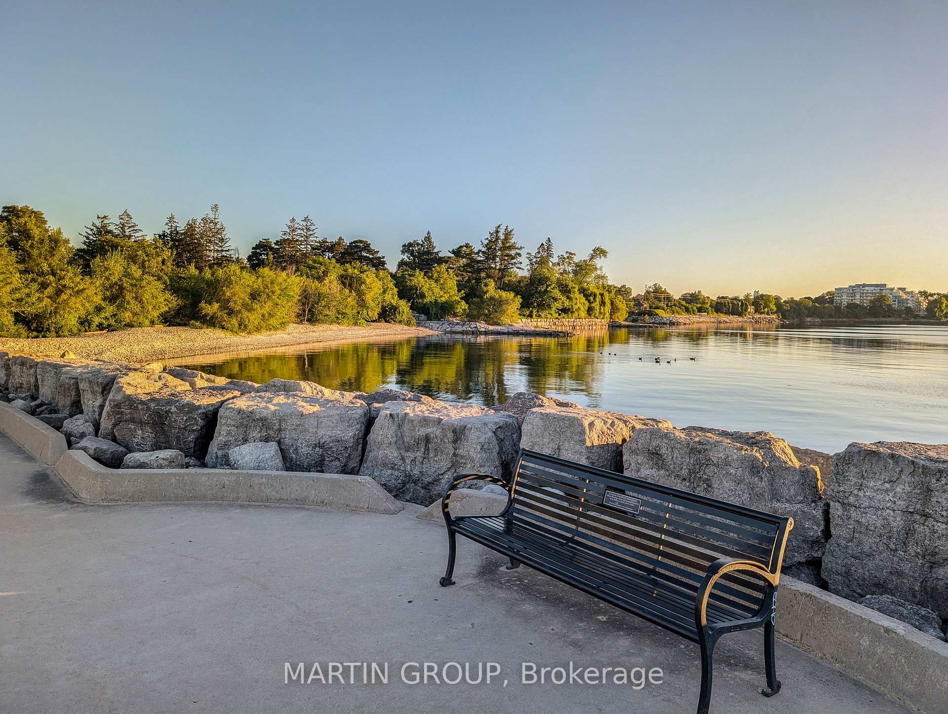 5280 Lakeshore Road 1102