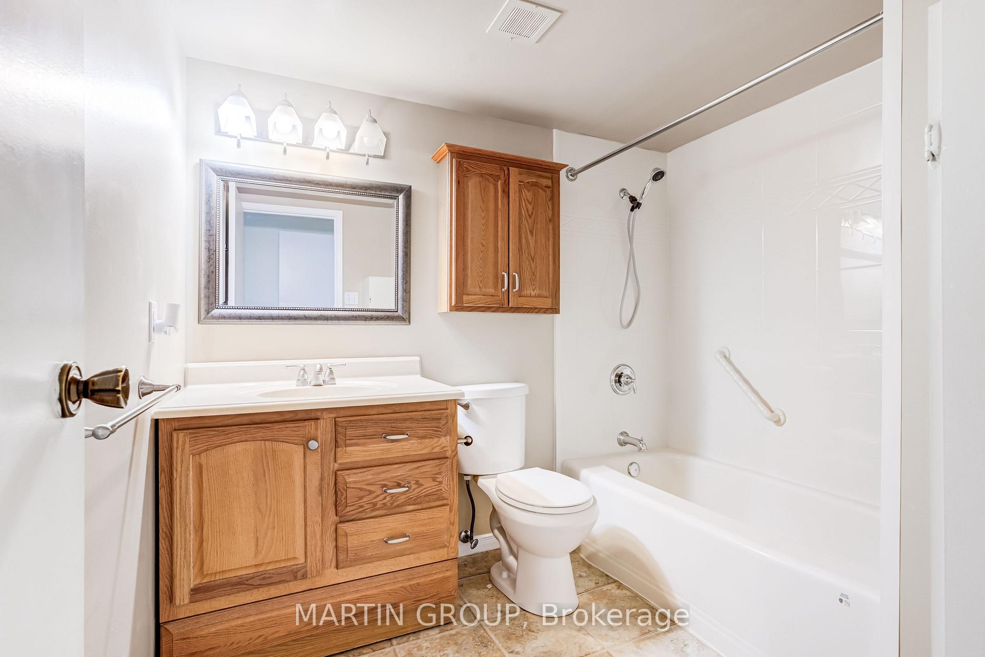 5280 Lakeshore Road 1102