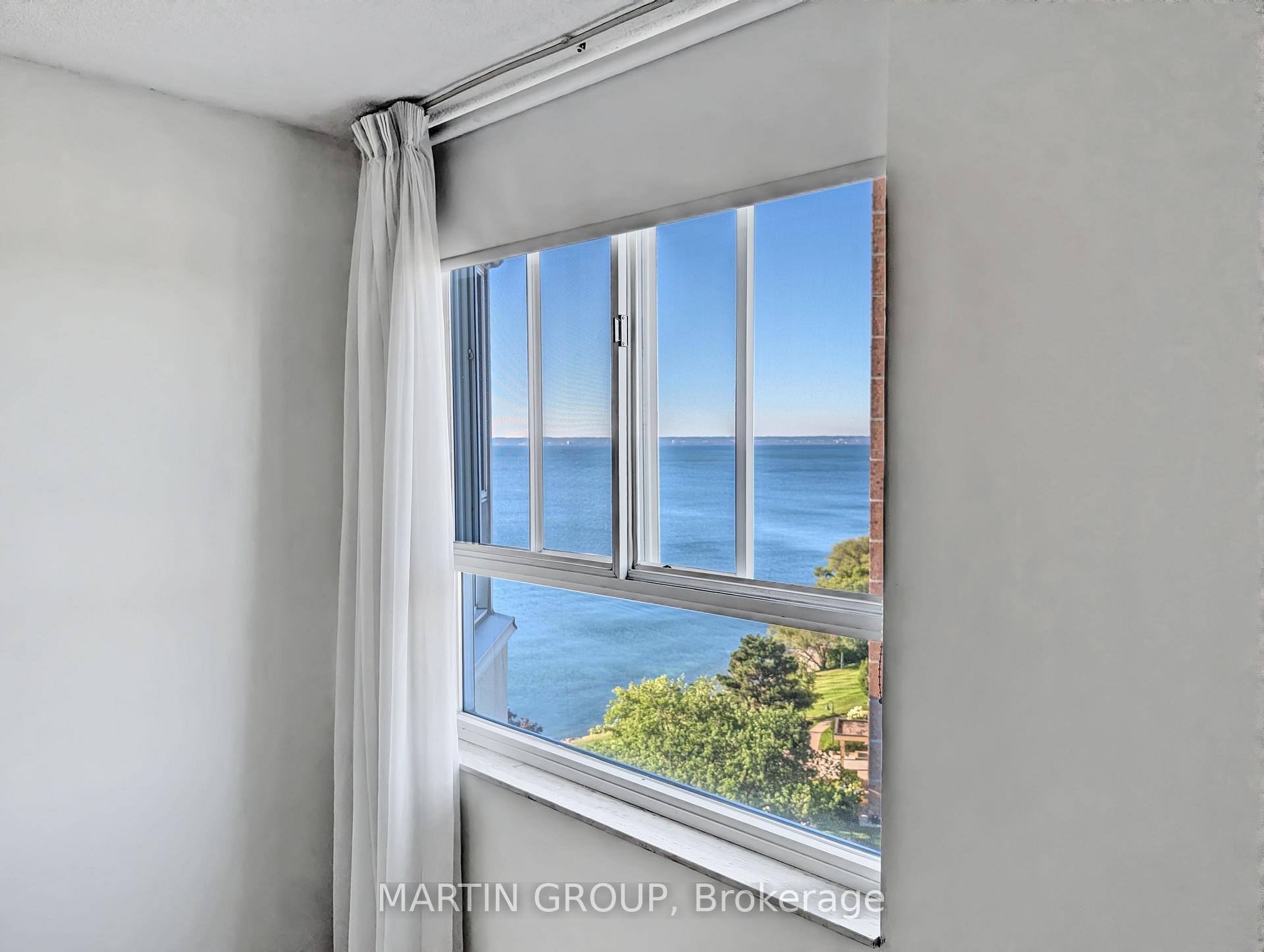 5280 Lakeshore Road 1102