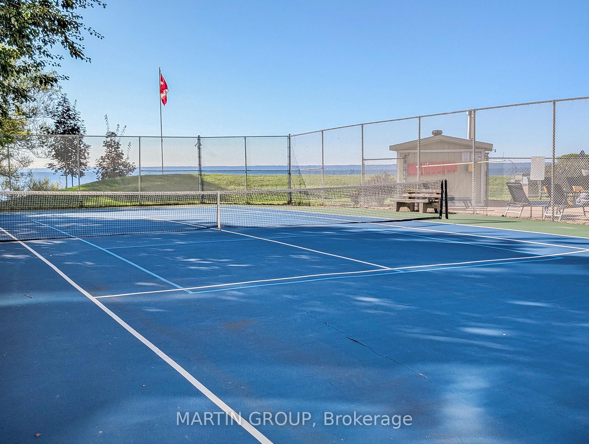 5280 Lakeshore Road 1102
