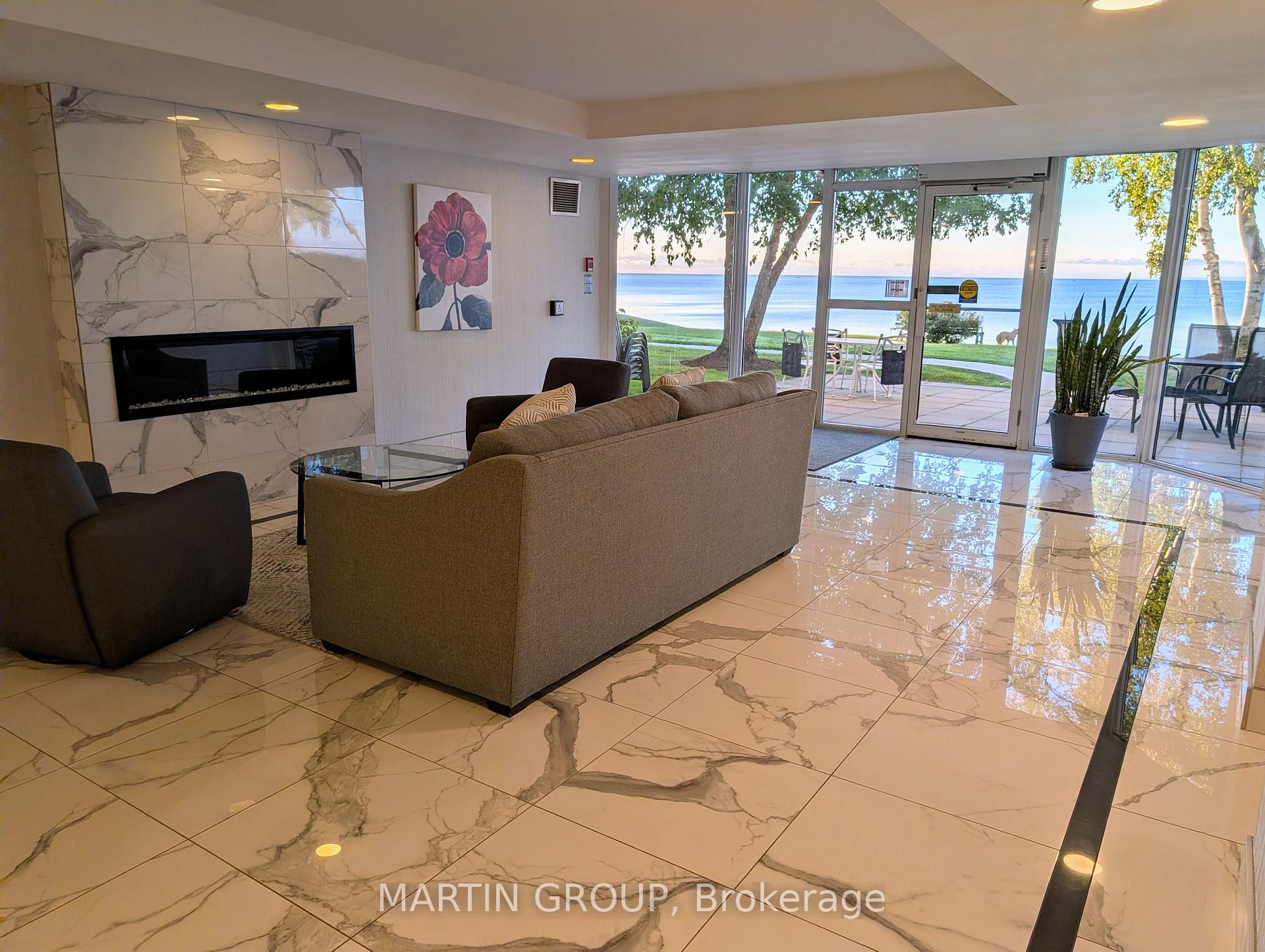 5280 Lakeshore Road 1102