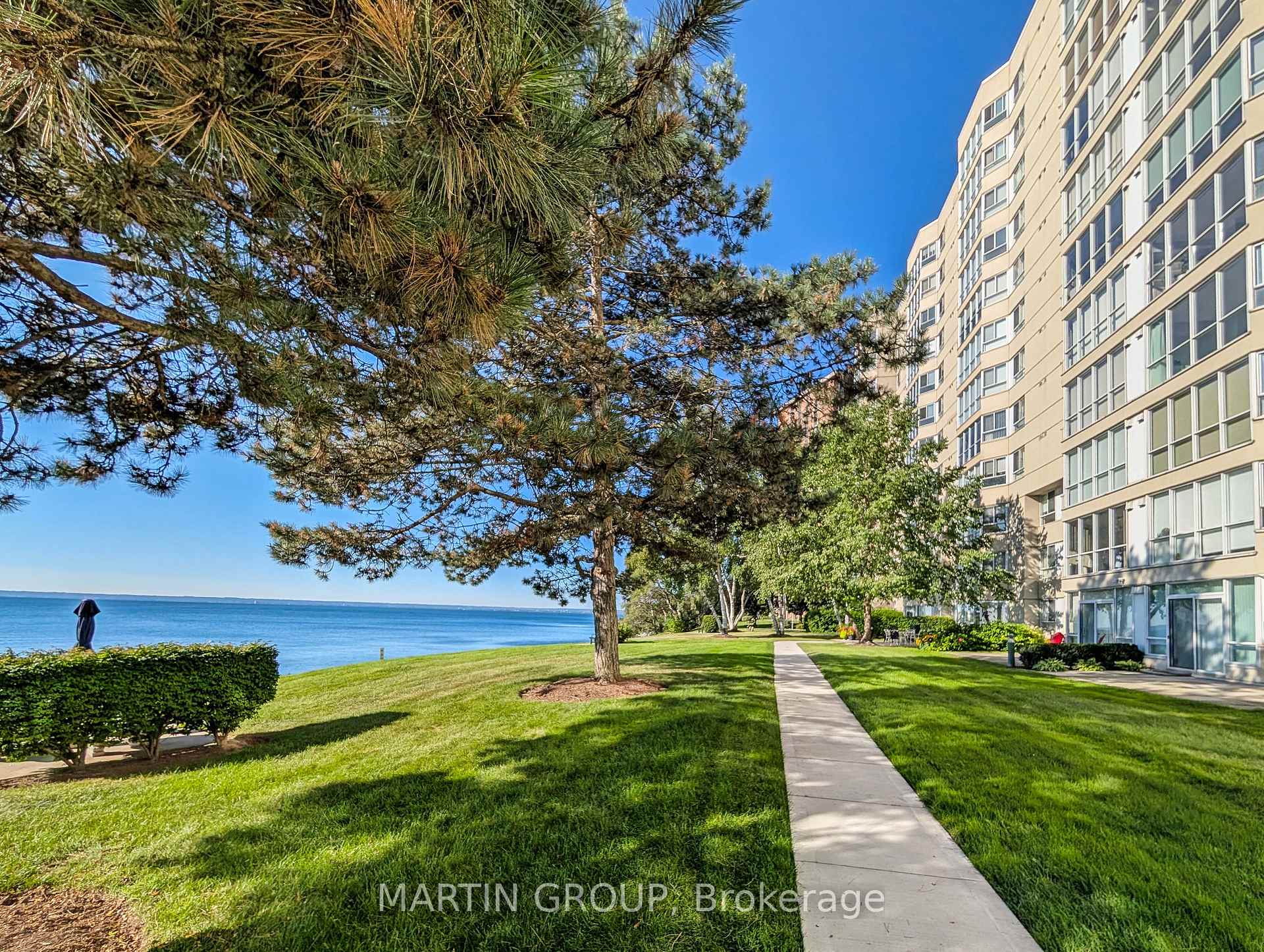 5280 Lakeshore Road 1102