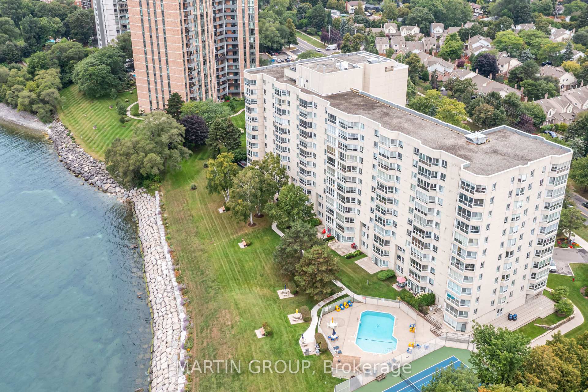 5280 Lakeshore Road 1102