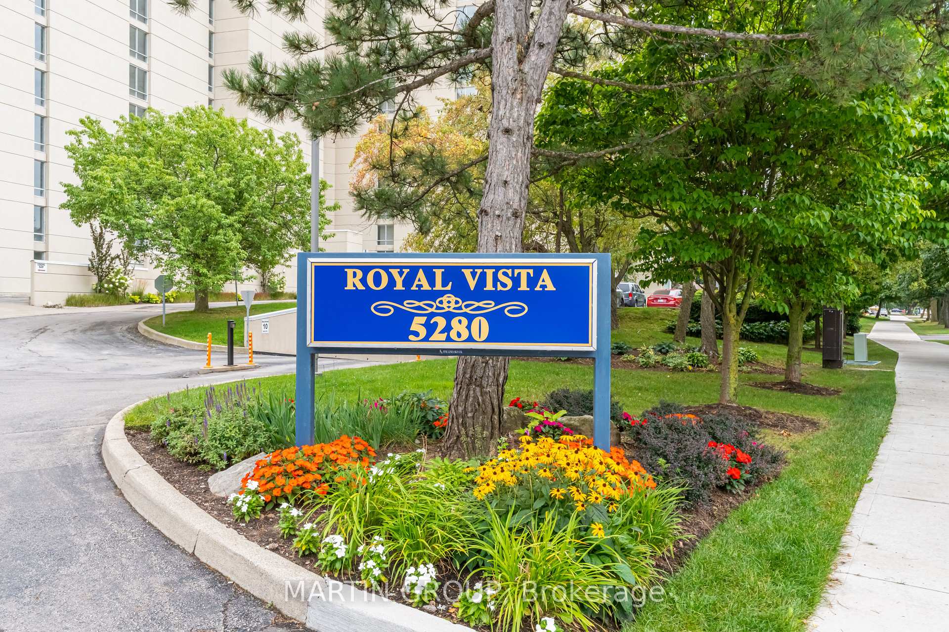5280 Lakeshore Road 1102