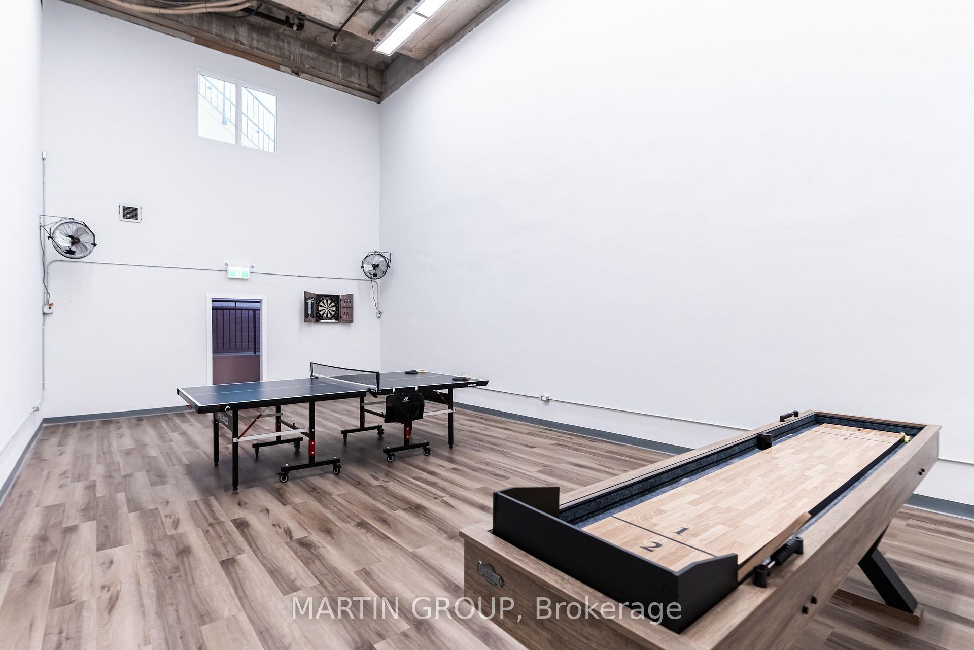 5280 Lakeshore Road 1102