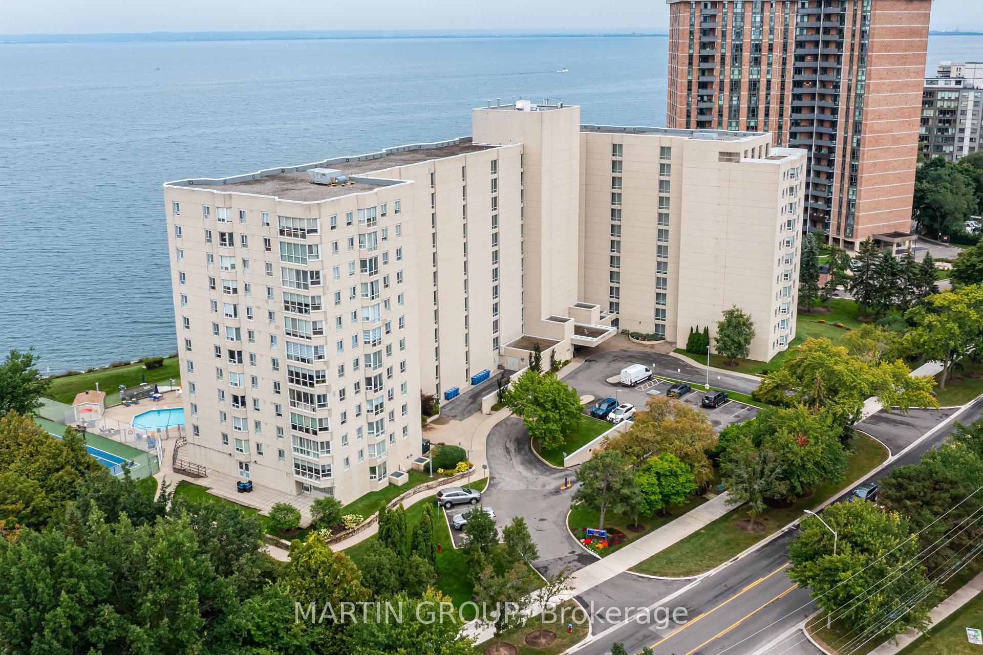 5280 Lakeshore Road 1102